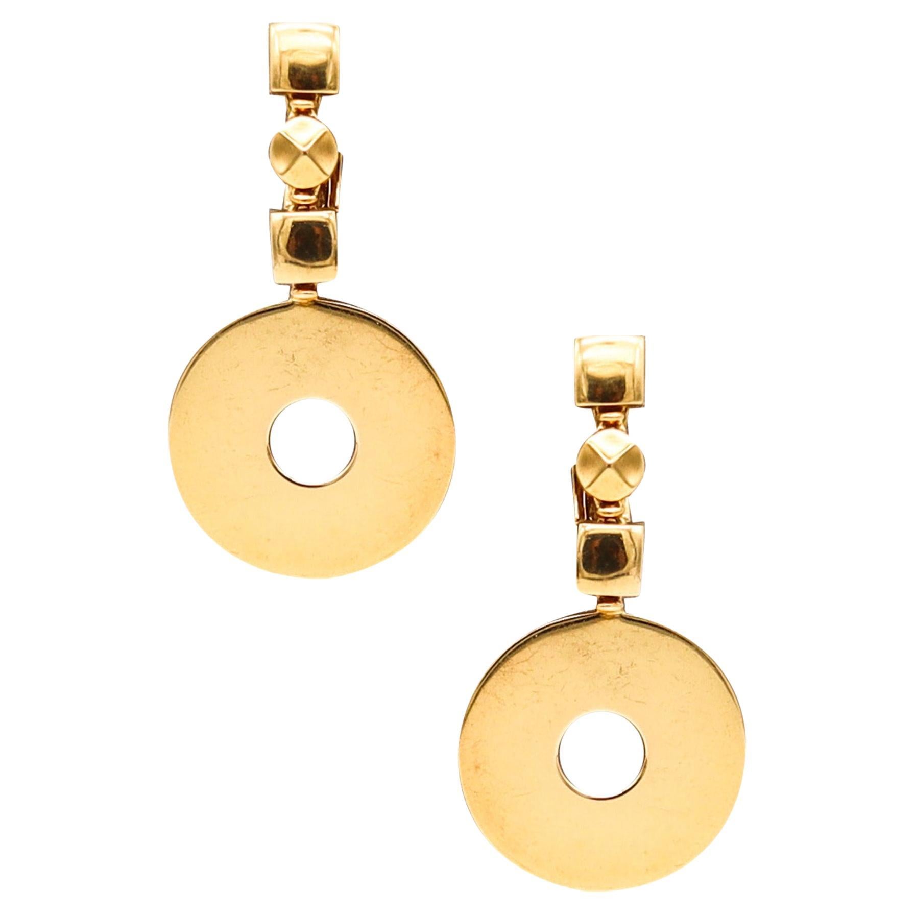 Paire de boucles d'oreilles pendantes géométriques Bvlgari Roma 1970 en or jaune 18 carats en vente