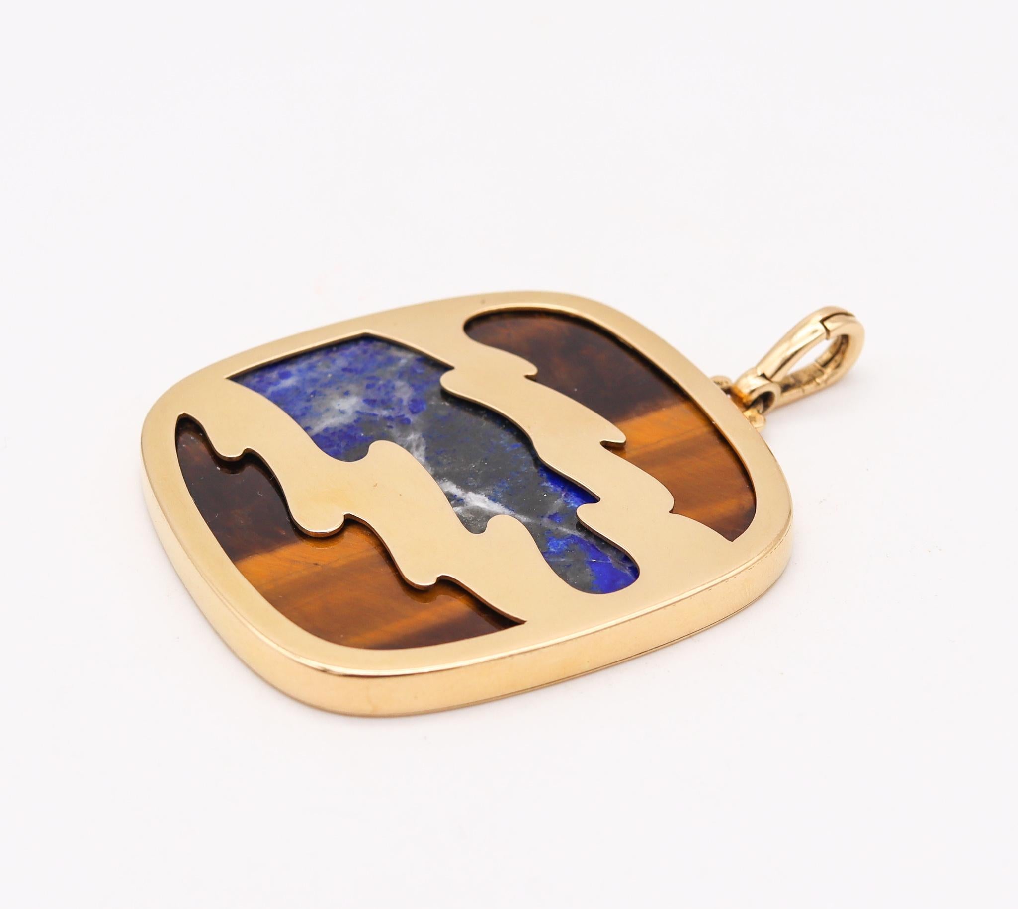 Bvlgari Roma 1970 Rare Abstract Modernist Pendant 18Kt Gold Sodalite & Tiger Eye In Excellent Condition In Miami, FL