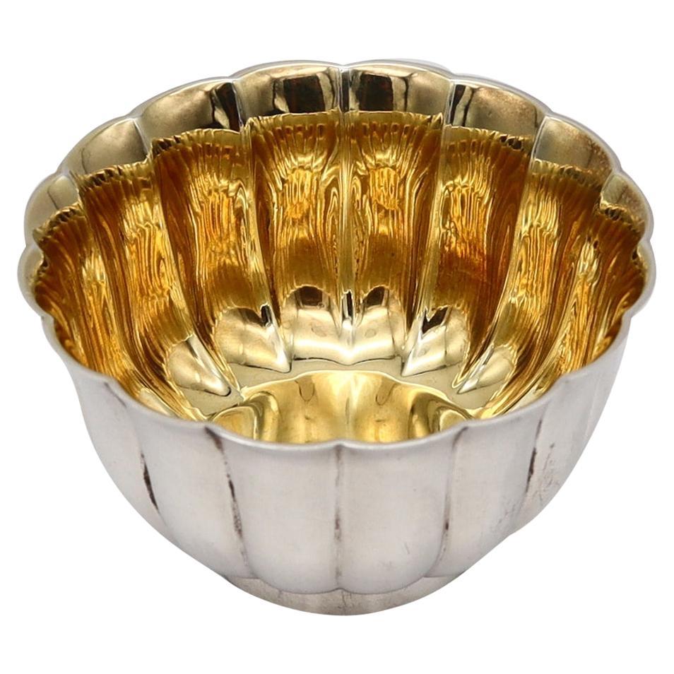 Bvlgari Roma 1970 Scalloped Caviar Bowl Solid .925 Sterling Silver & 24kt Gilded For Sale