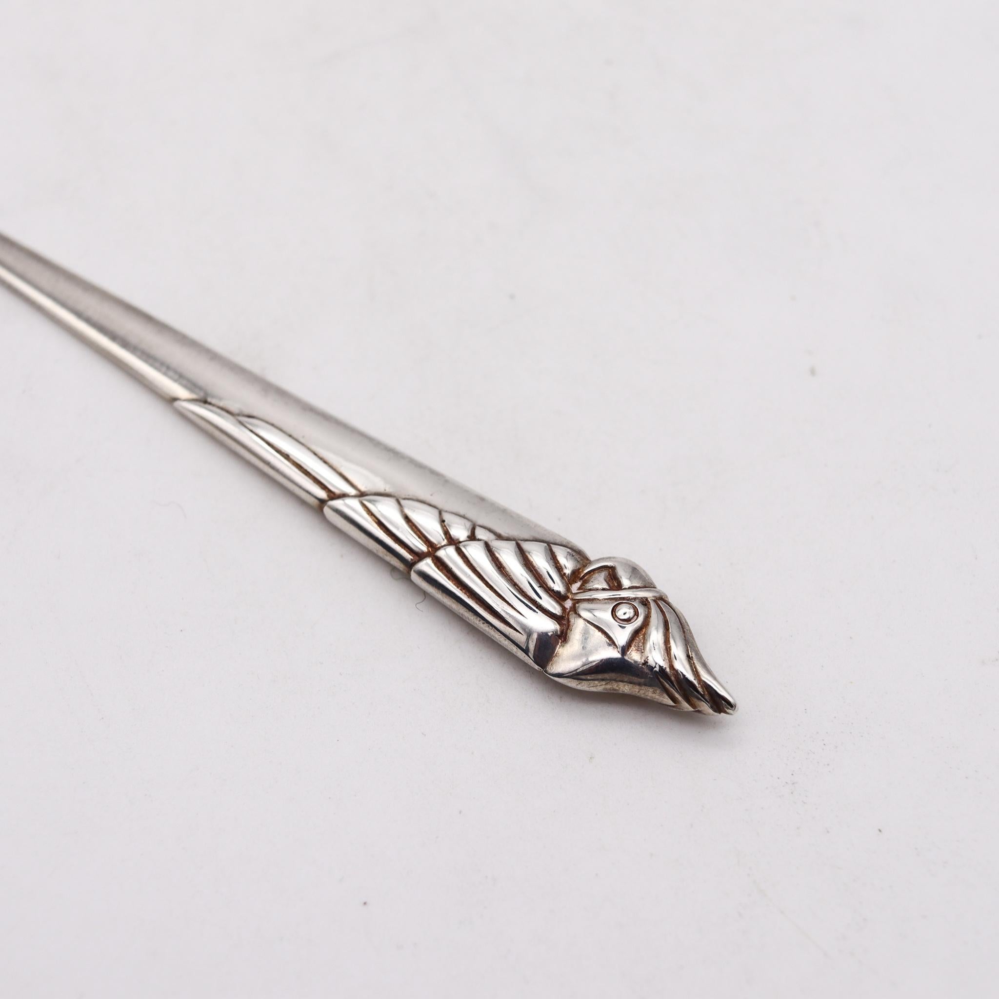 Hand-Crafted Bvlgari Roma 1970s Vintage Parrot Bird Letter Opener in .925 Sterling Silver