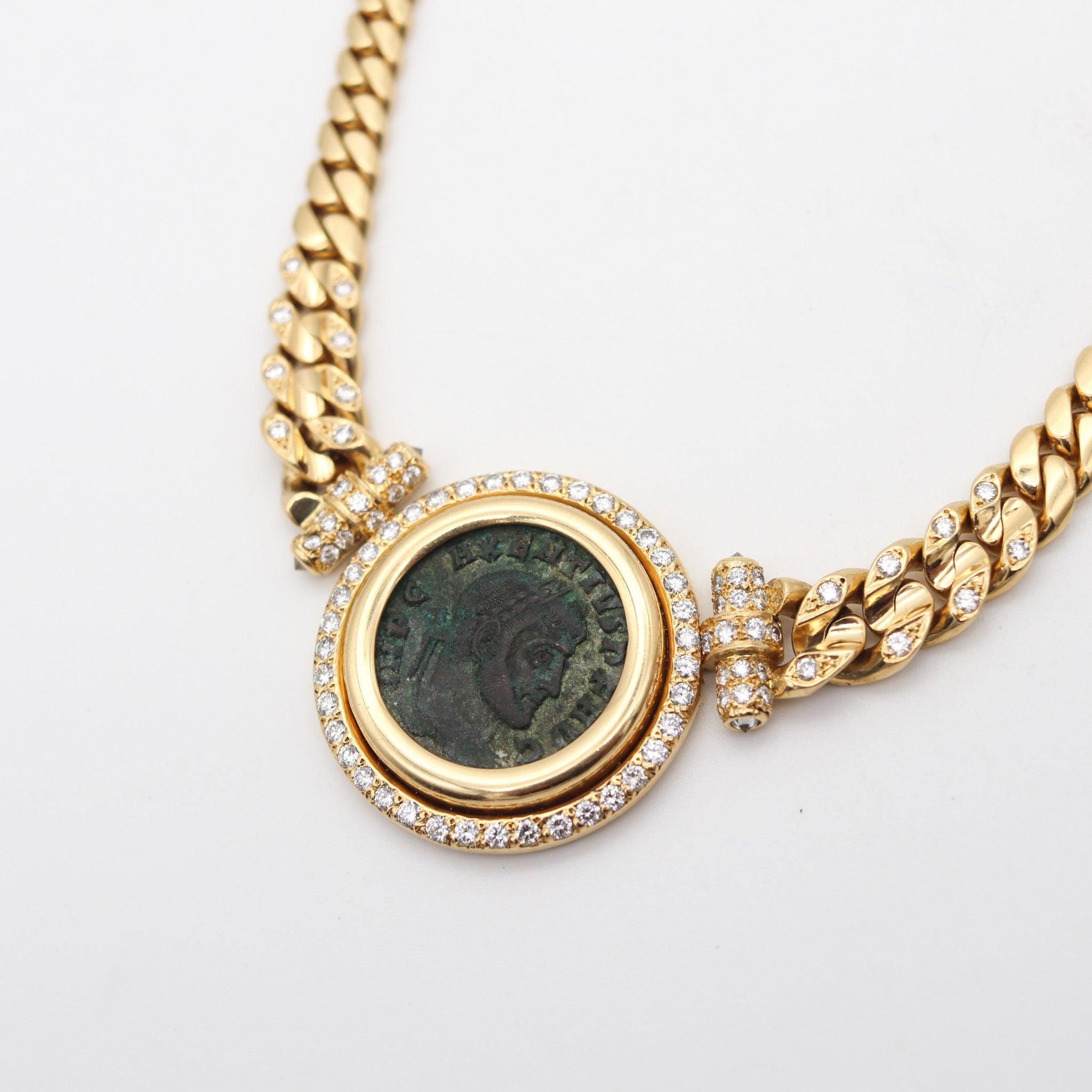 Collana Bvlgari Roma 1980 Moneta 307 ADS in oro giallo 18Kt con diamanti In condizioni ottime in vendita a Miami, FL