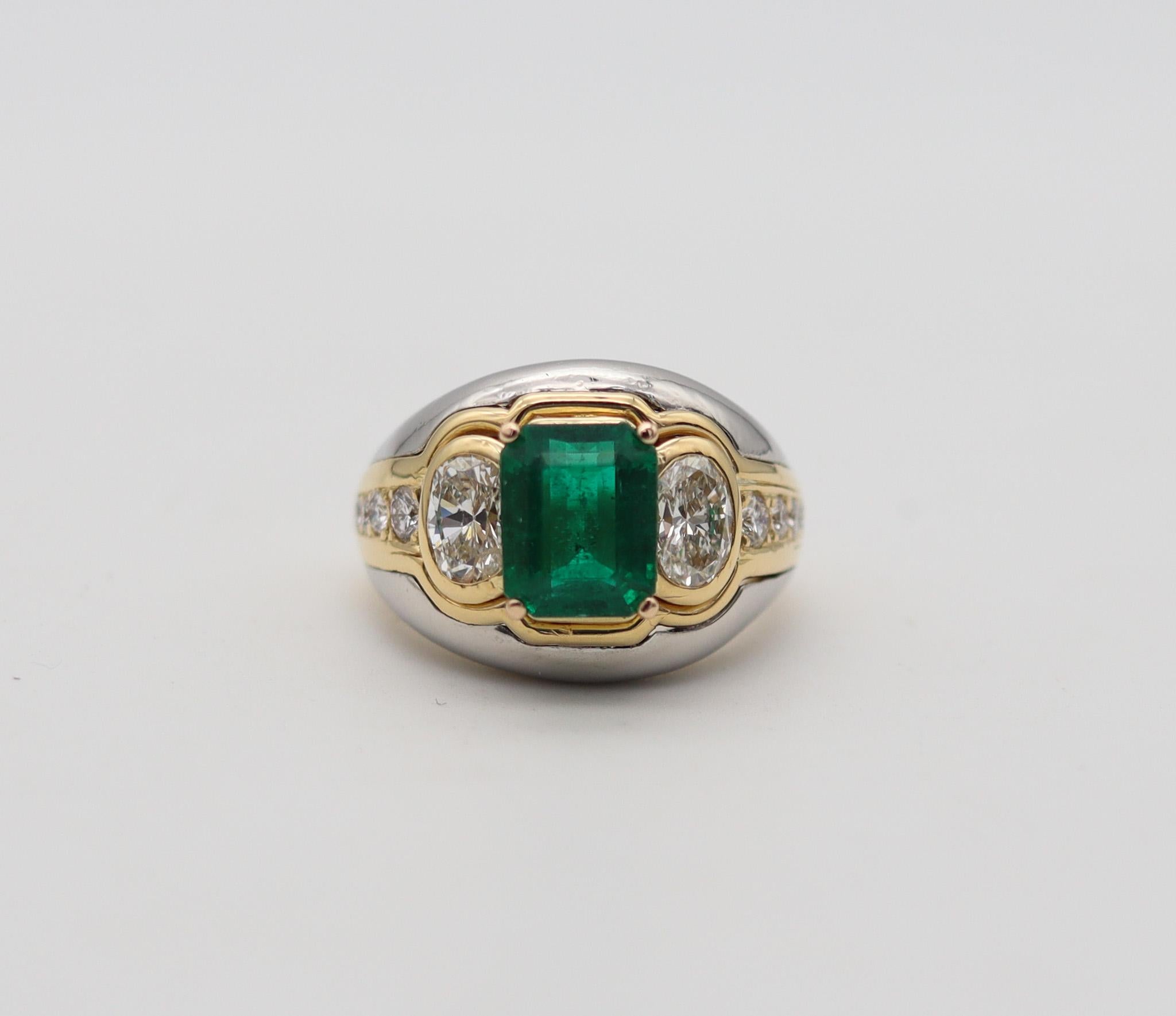 Modernist Bvlgari Roma Cocktail Ring In 18Kt Gold With 4.58 Ctw In Diamonds And Emerald