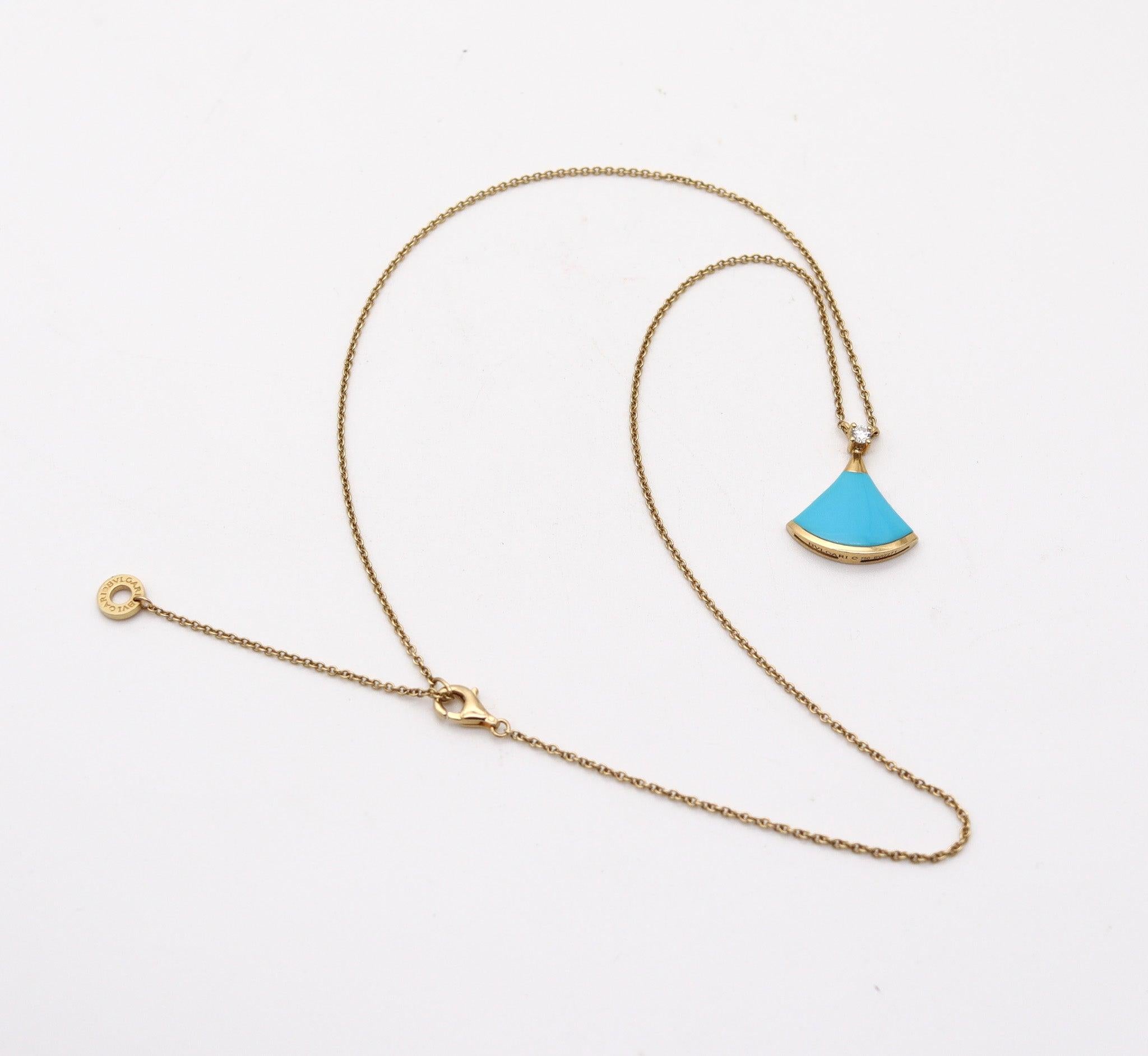 Modernist BVLGARI Roma Divas Necklace Chain In 18Kt Yellow Gold With Turquoise & Diamond For Sale