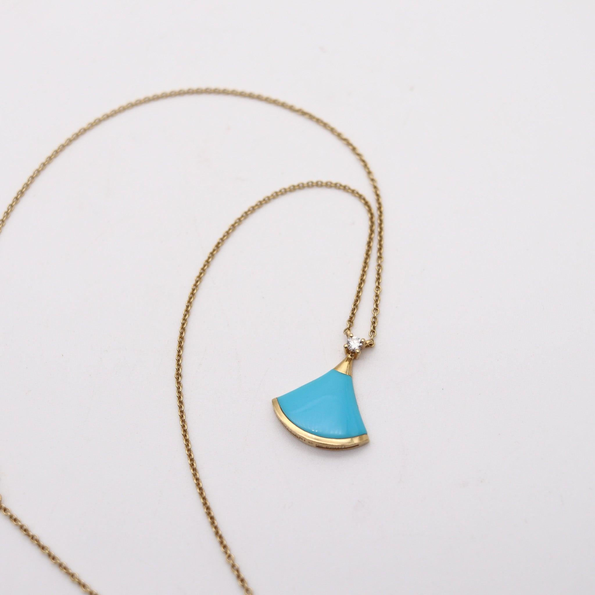 Cabochon BVLGARI Roma Divas Necklace Chain In 18Kt Yellow Gold With Turquoise & Diamond For Sale