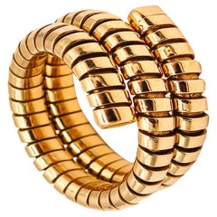 Vintage Bvlgari Roma Iconic Tubogas Serpenti Flexible Ring in 18kt Yellow Gold