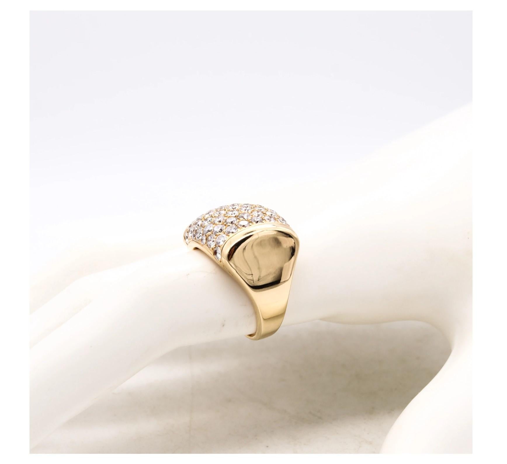 Bvlgari Roma Millenia Cocktail Ring in 18Kt Gold with 3.18 Cts in VS Diamonds For Sale 2