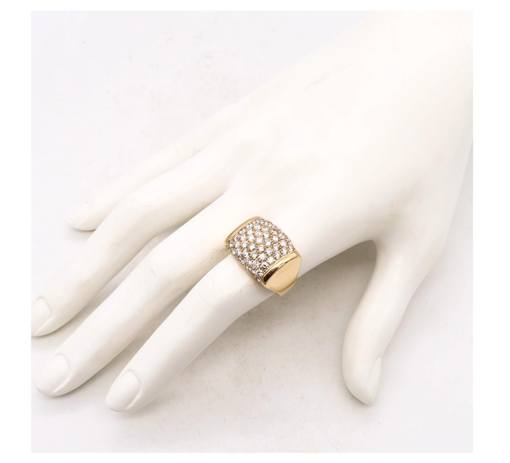Bvlgari Roma Millenia Cocktail Ring in 18Kt Gold with 3.18 Cts in VS Diamonds For Sale 3