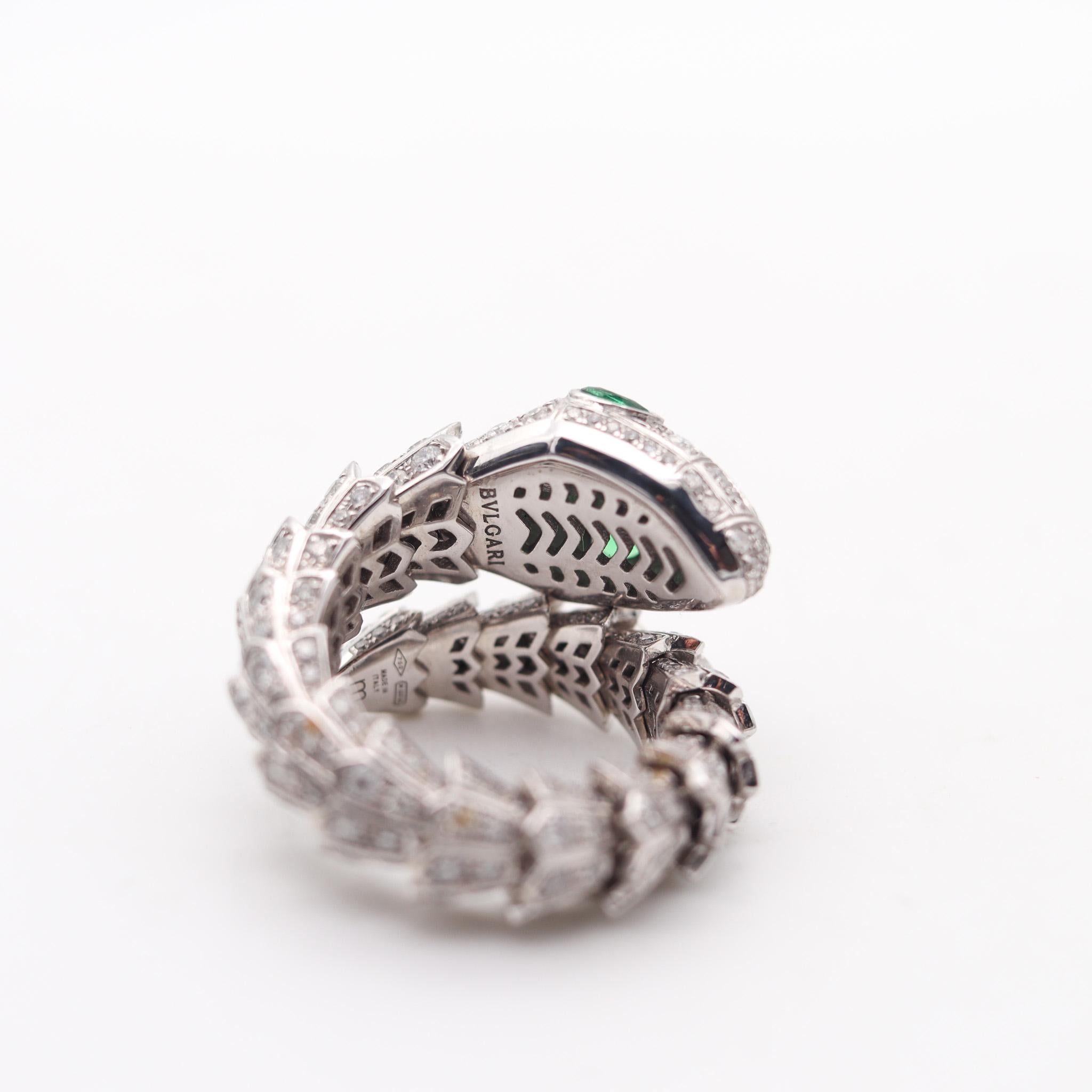 Brilliant Cut Bvlgari Roma Serpenti Ring In 18Kt Gold With 7.36 Ctw In Diamonds And Emerald For Sale