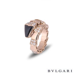 Anello Bvlgari Serpenti in oro rosa con diamanti e onice
