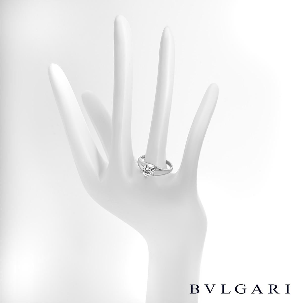 Bvlgari Round Brilliant Cut Diamond Ring in Platinum 0.35ct G/VVS2 In Excellent Condition For Sale In London, GB