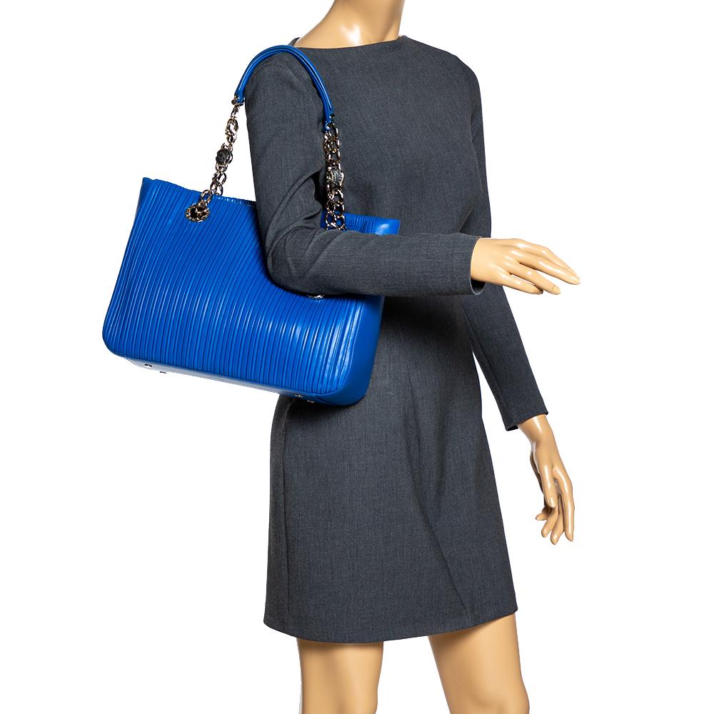 Bvlgari Royal Blue Leather Monte Plisse Shopper Tote In Excellent Condition In Dubai, Al Qouz 2
