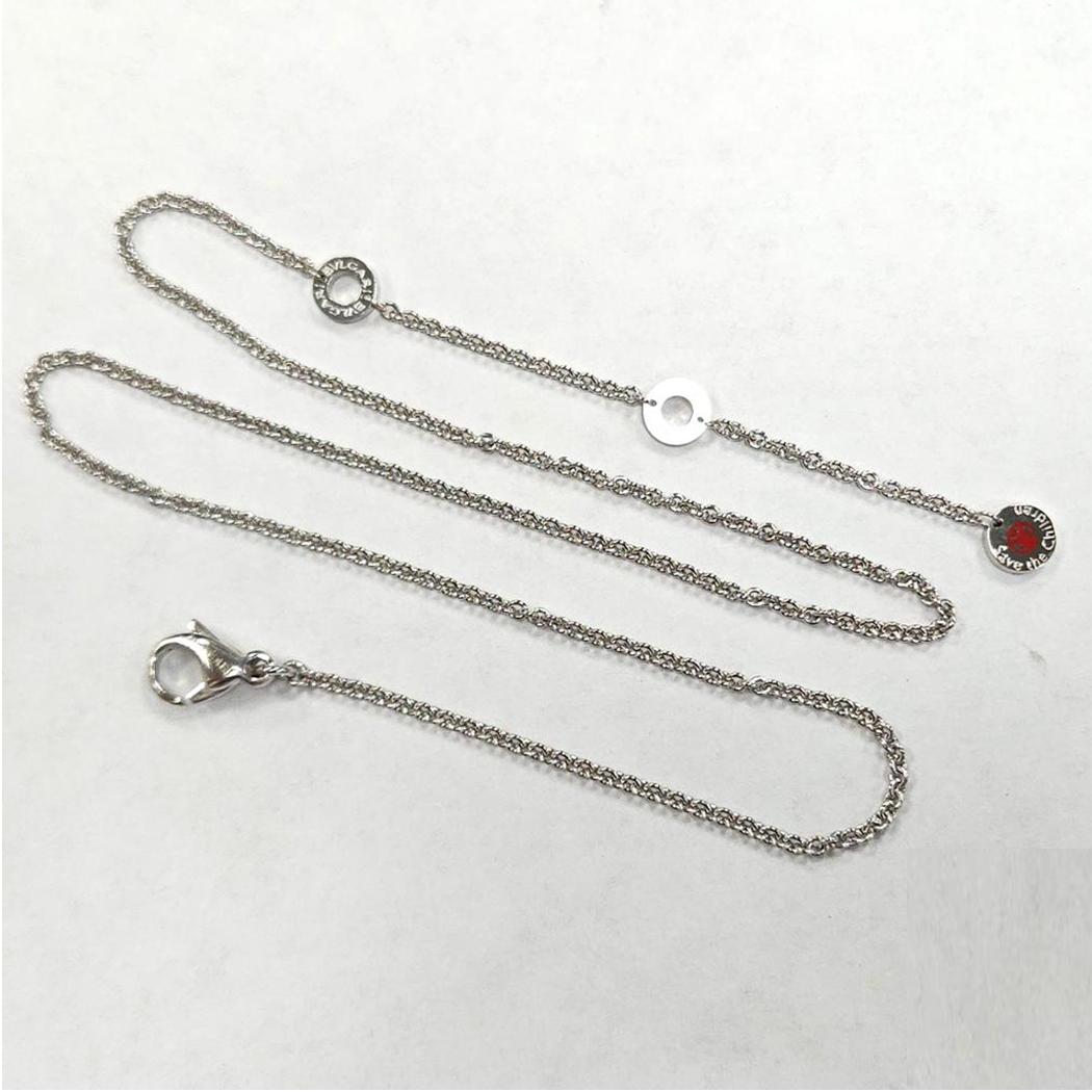 Collar con cadena de plata de ley 