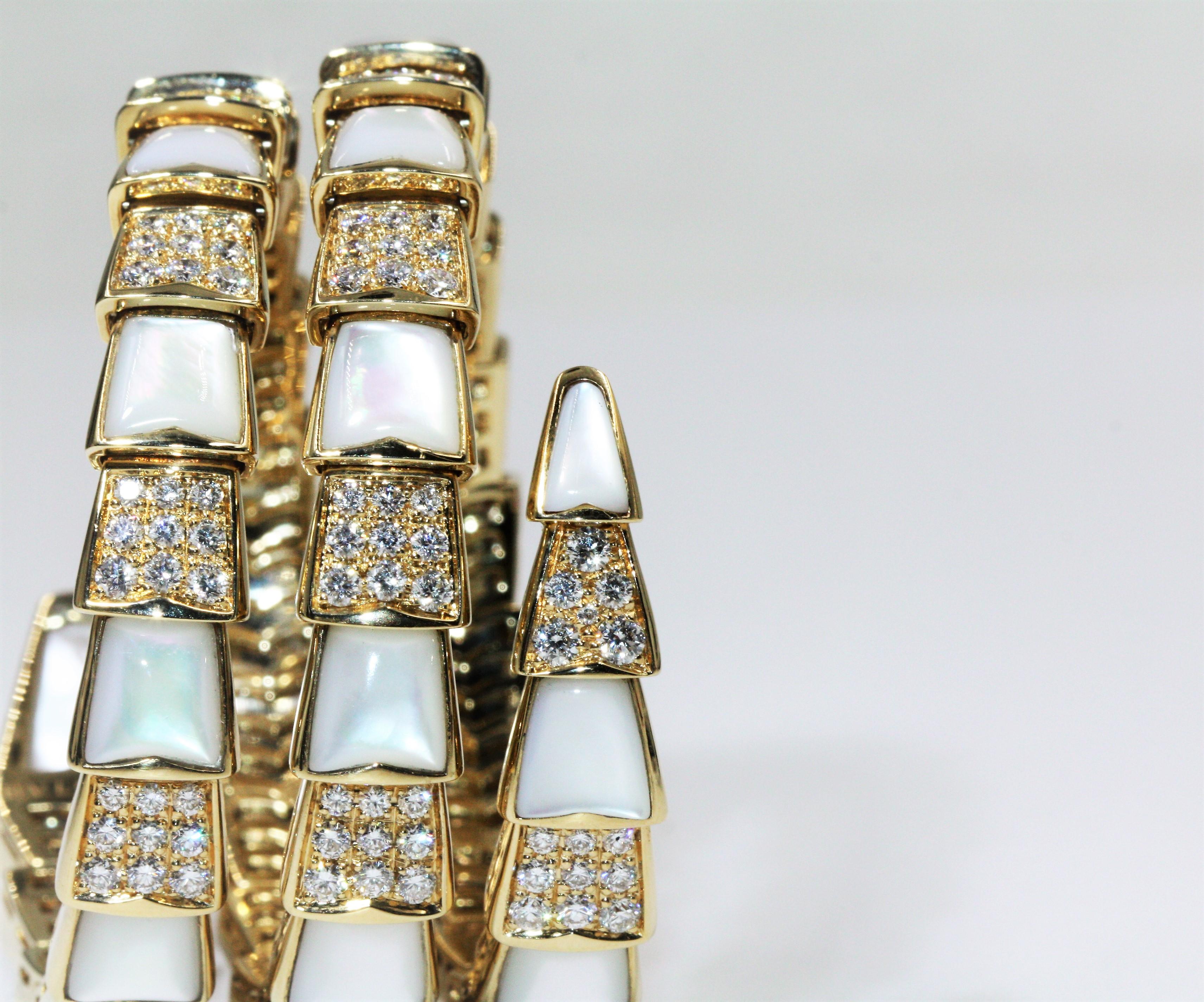 Women's Bvlgari Sepremti Yellow Gold and Mother-of-Pearl Bracelet with Diamonds For Sale