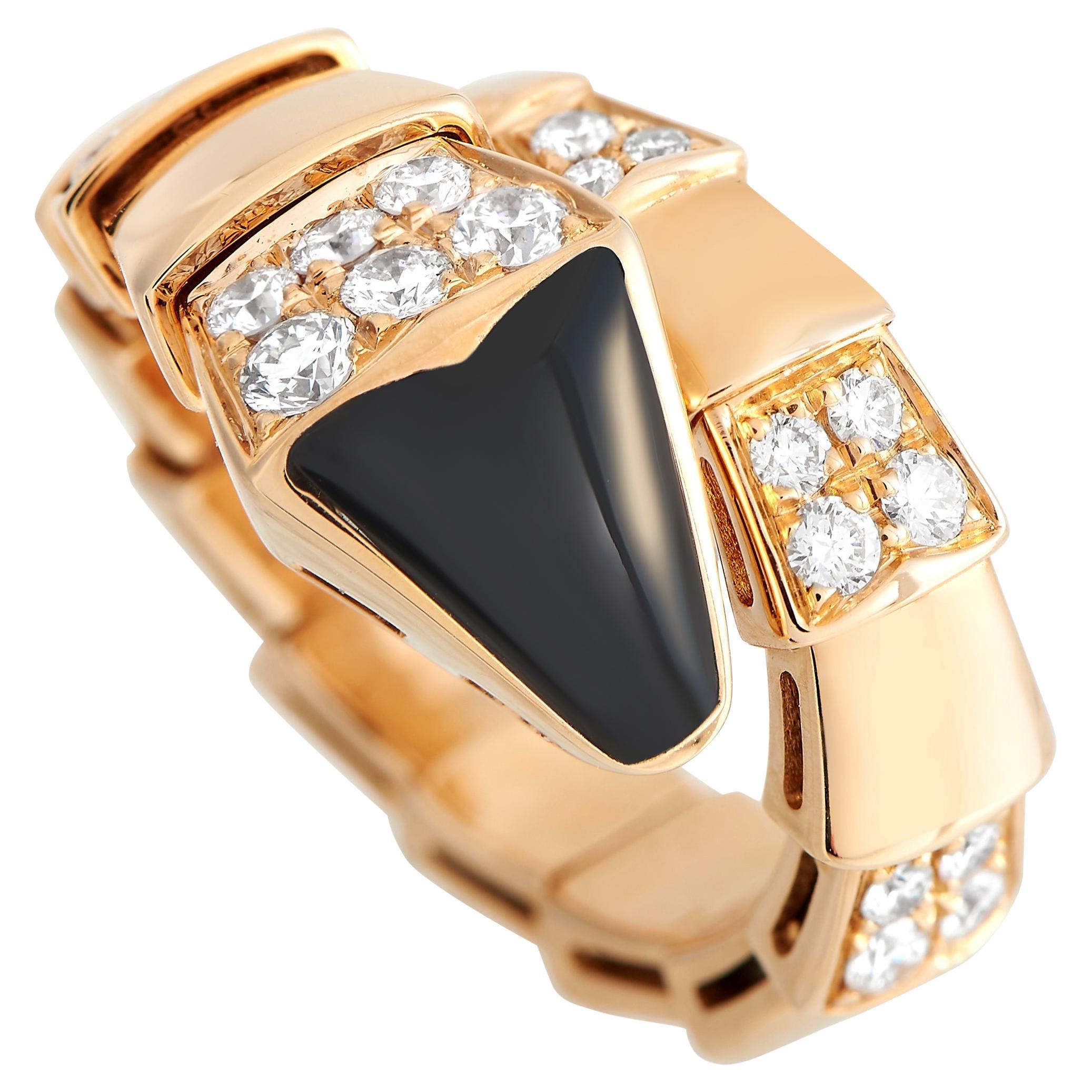 Bvlgari Serpenti Ring aus 18 Karat Roségold mit 0,83 Karat Diamant und Onyx