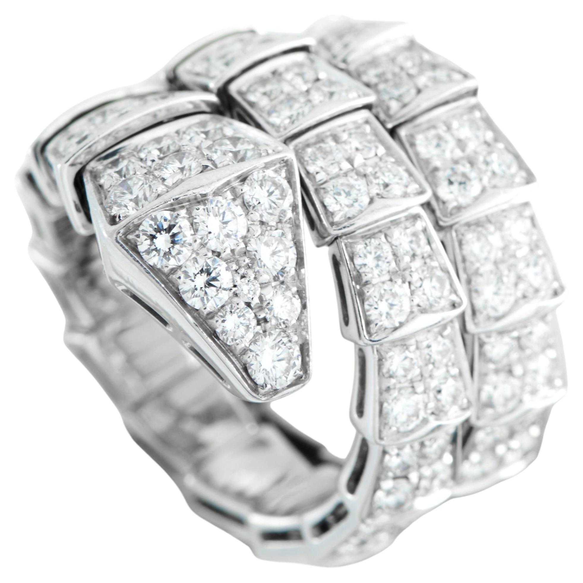Bvlgari Serpenti Ring aus 18 Karat Weißgold mit einem Diamanten von 2,77 Karat, Artikelnummer BV29-060526