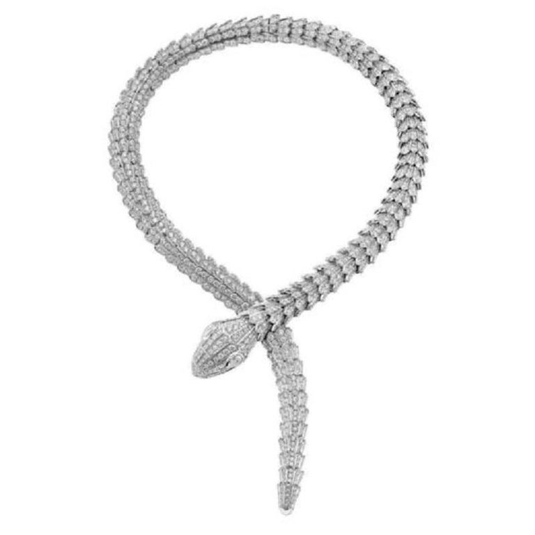 Bvlgari Serpenti Diamond Necklace In Excellent Condition For Sale In Chestnut Hill, MA