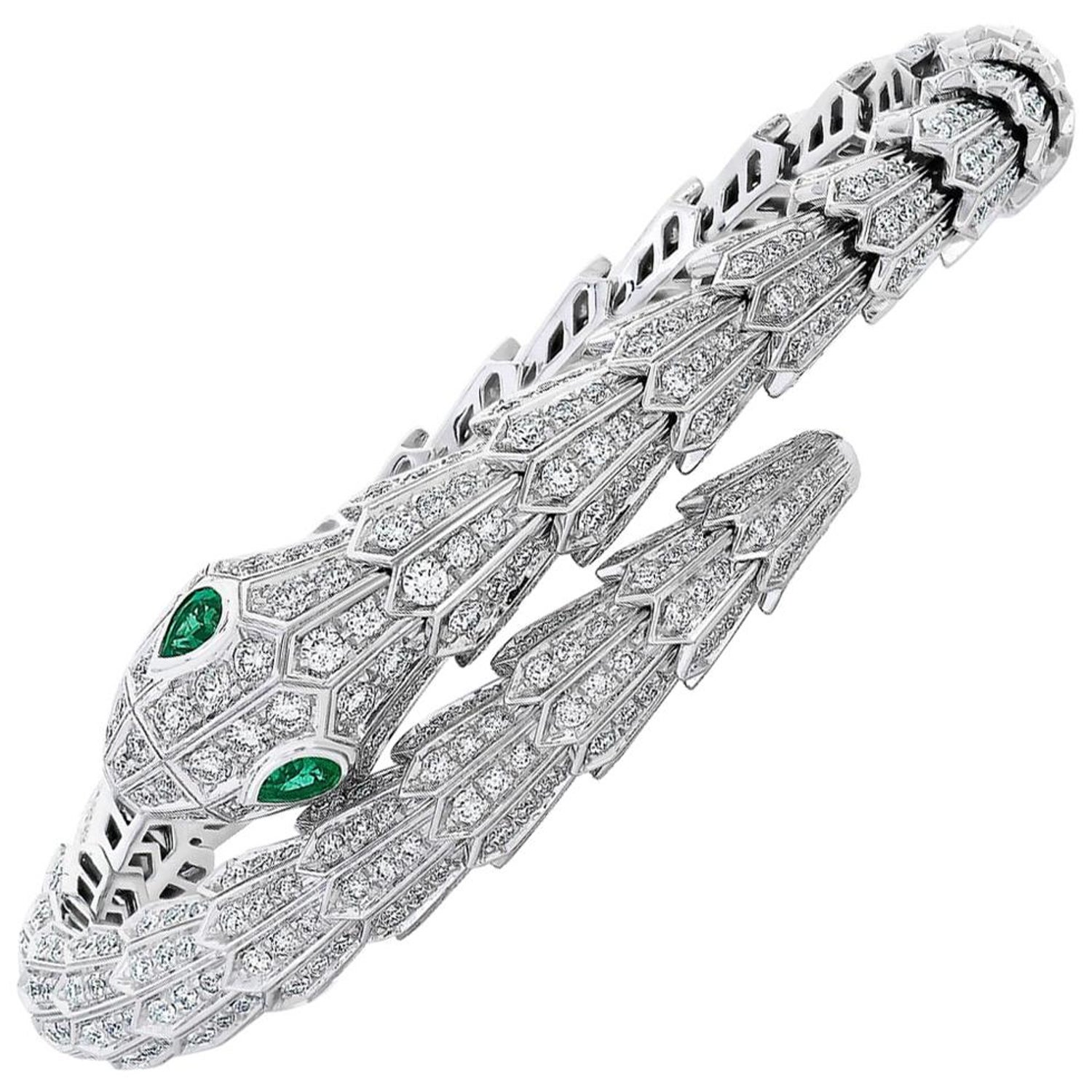 Bulgari Serpenti Diamond Snake Bangle Bracelet with Emerald Eyes in 18kw  Gold For Sale at 1stDibs | serpenti bracelet, bulgari snake bracelet,  diamond snake bracelet