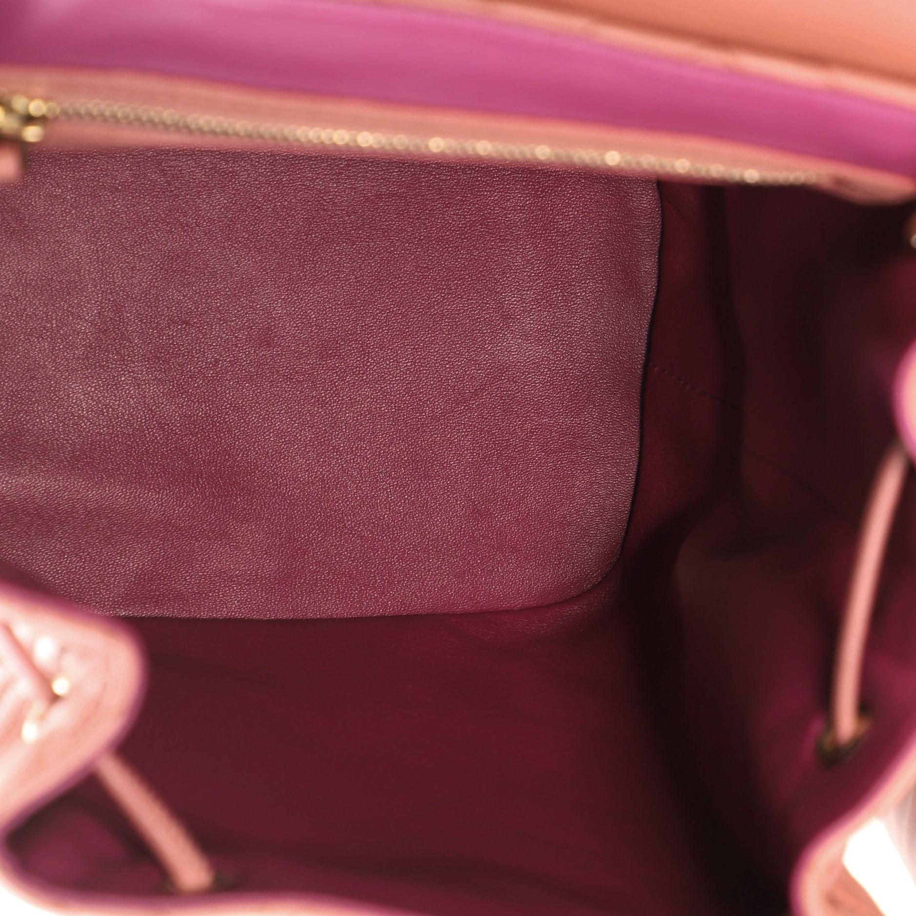 Bvlgari Serpenti Forever Rucksack aus gestepptem Leder Medium für Damen oder Herren