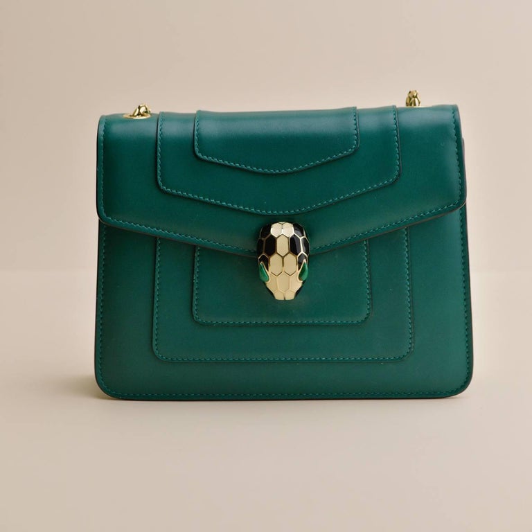 Bvlgari Serpenti Forever Emerald Green Leather Chain Medium