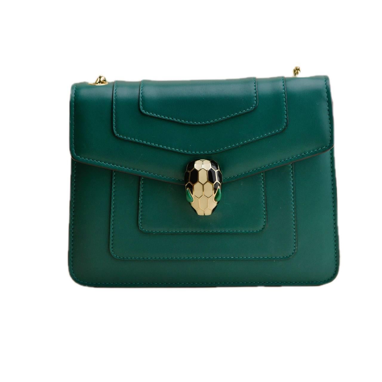 Bvlgari Serpenti Forever Smaragdgrün Leder Kette Medium Umhängetasche