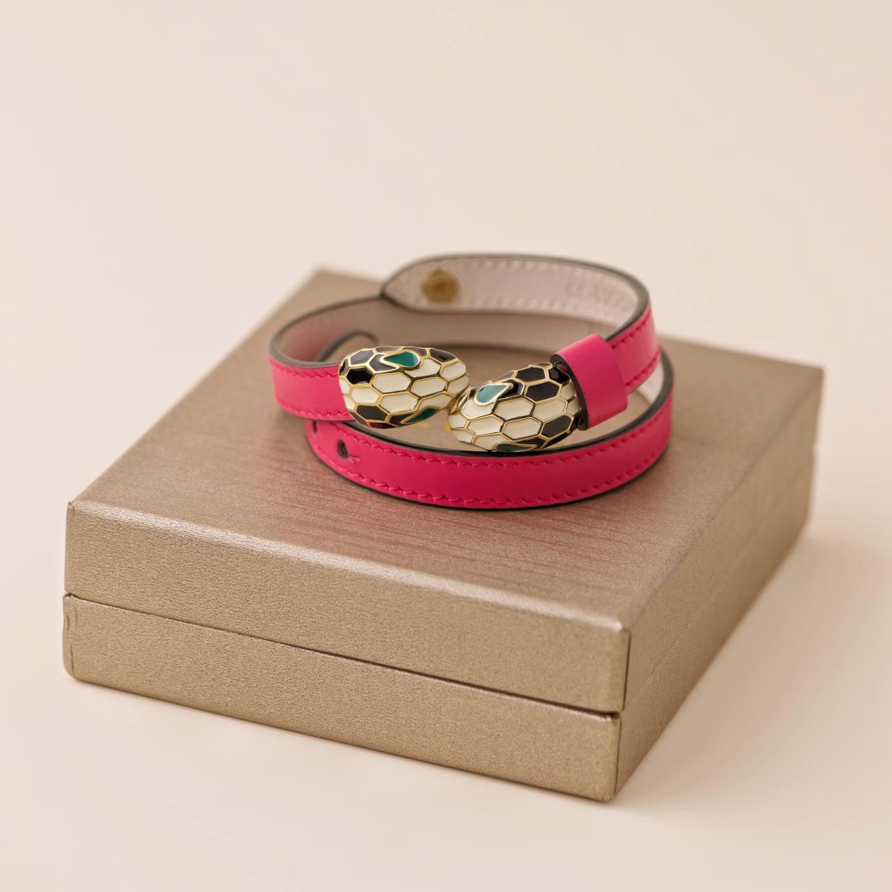 SKU	33301270
Comes With	Box Only
Model	Serpenti Forever
Serial Number	GSL1*******
Metal	Gold-Plated
Materials	Calfskin
Weight	Approximately 25.73 g
Length	Approximately 37.5 cm
Condition	Excellent
Other Info	(M size fits wrists approximately