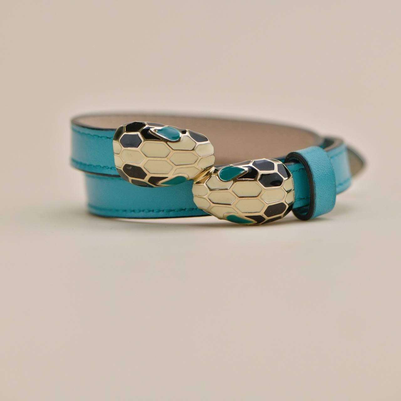 Femenino o masculino Bvlgari Serpenti Forever Esmalte Turquesa Azul Pulsera de cuero Talla S en venta