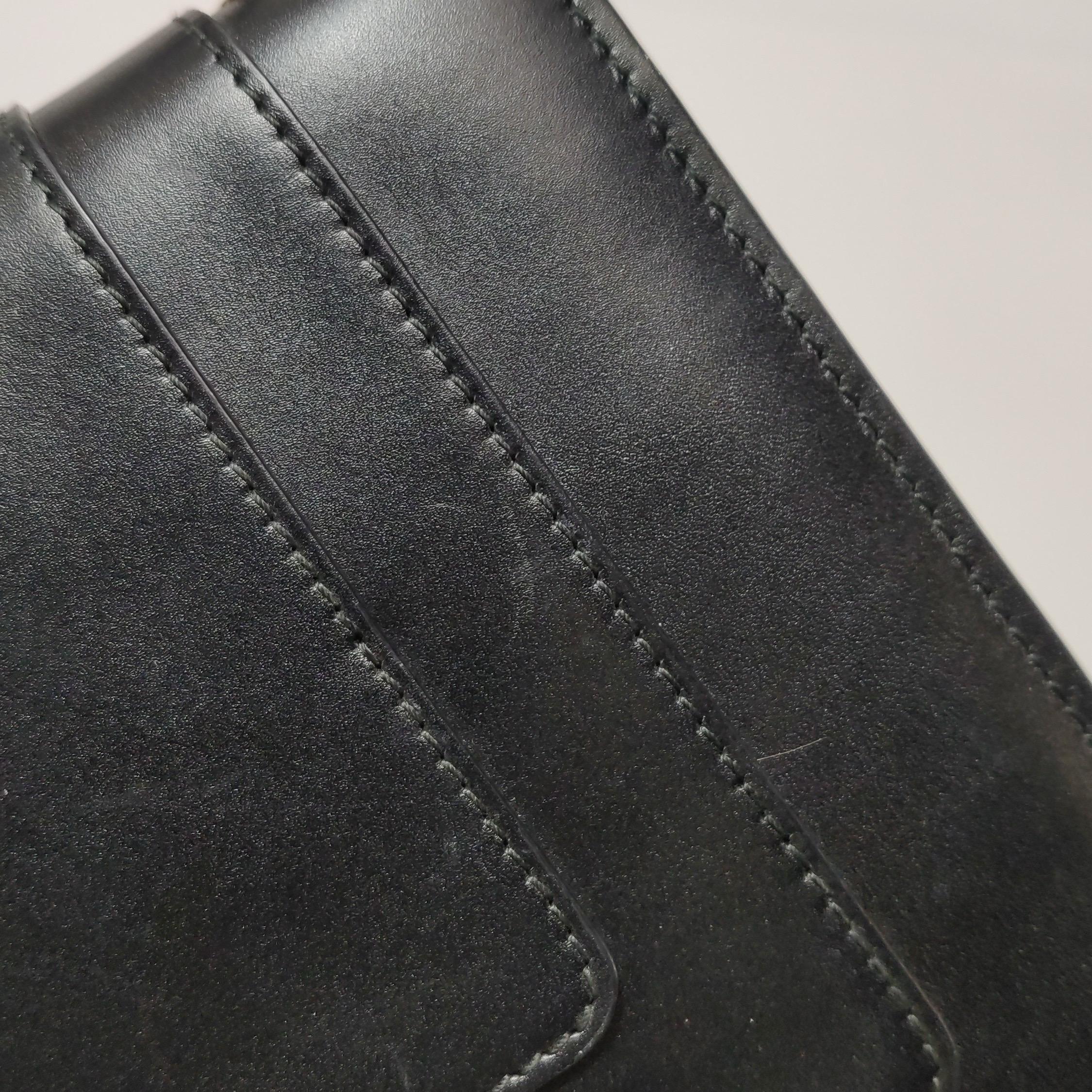 Bvlgari Serpenti Forever Small Leather Top Handle Crossbody Bag Nero in vendita 11