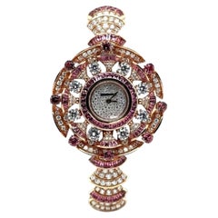 Bvlgari Serpenti – Von der Serpenti inspirierte Uhr aus Roségold mit Diamanten und Saphiren aus der Haute Joaillerie-Kollektion