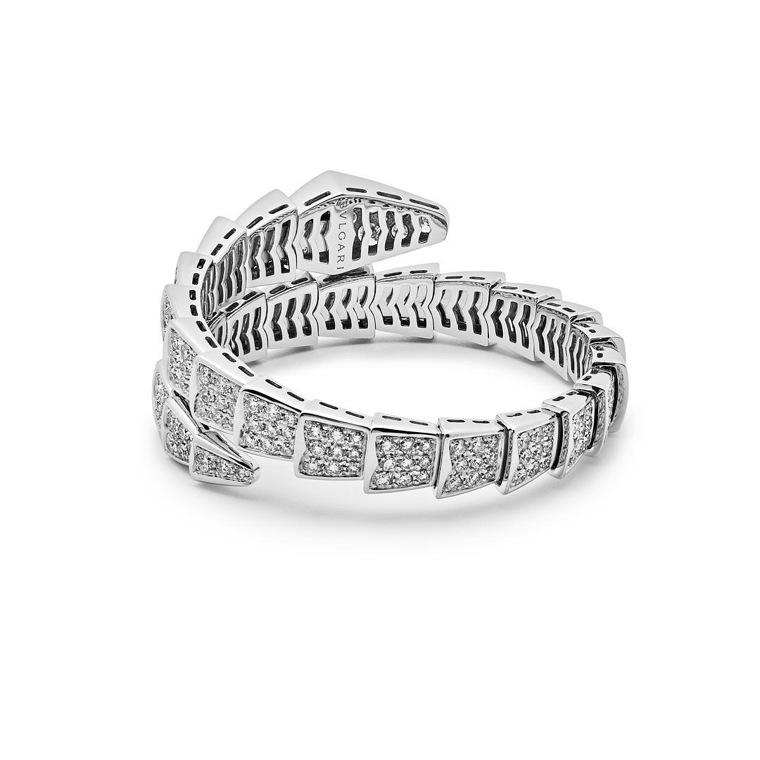 Moderne  BVLGARI Serpenti Bracelet unique en or blanc et diamants 345215 en vente