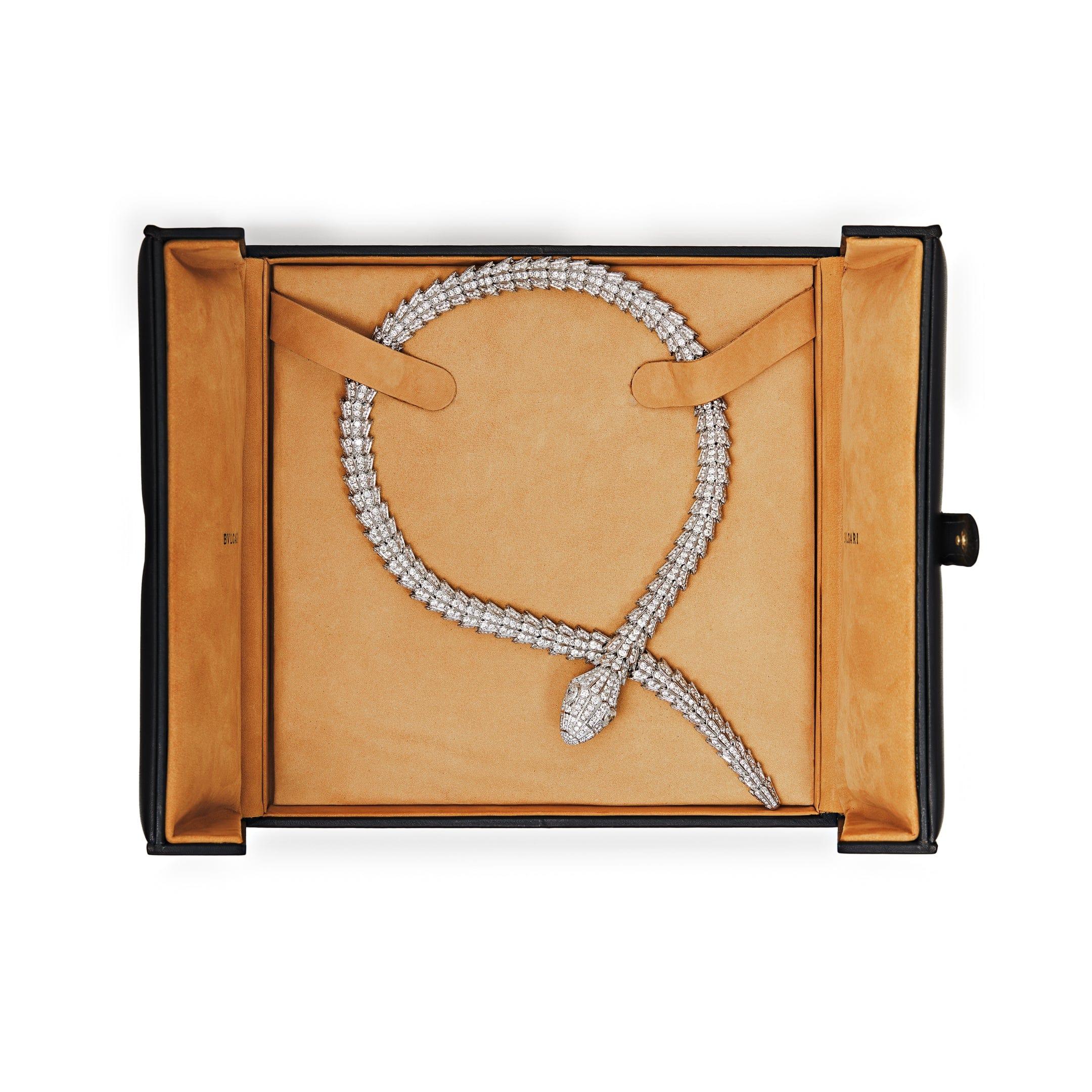 Bvlgari Serpenti Pave Diamant-Halskette (Tropfenschliff) im Angebot