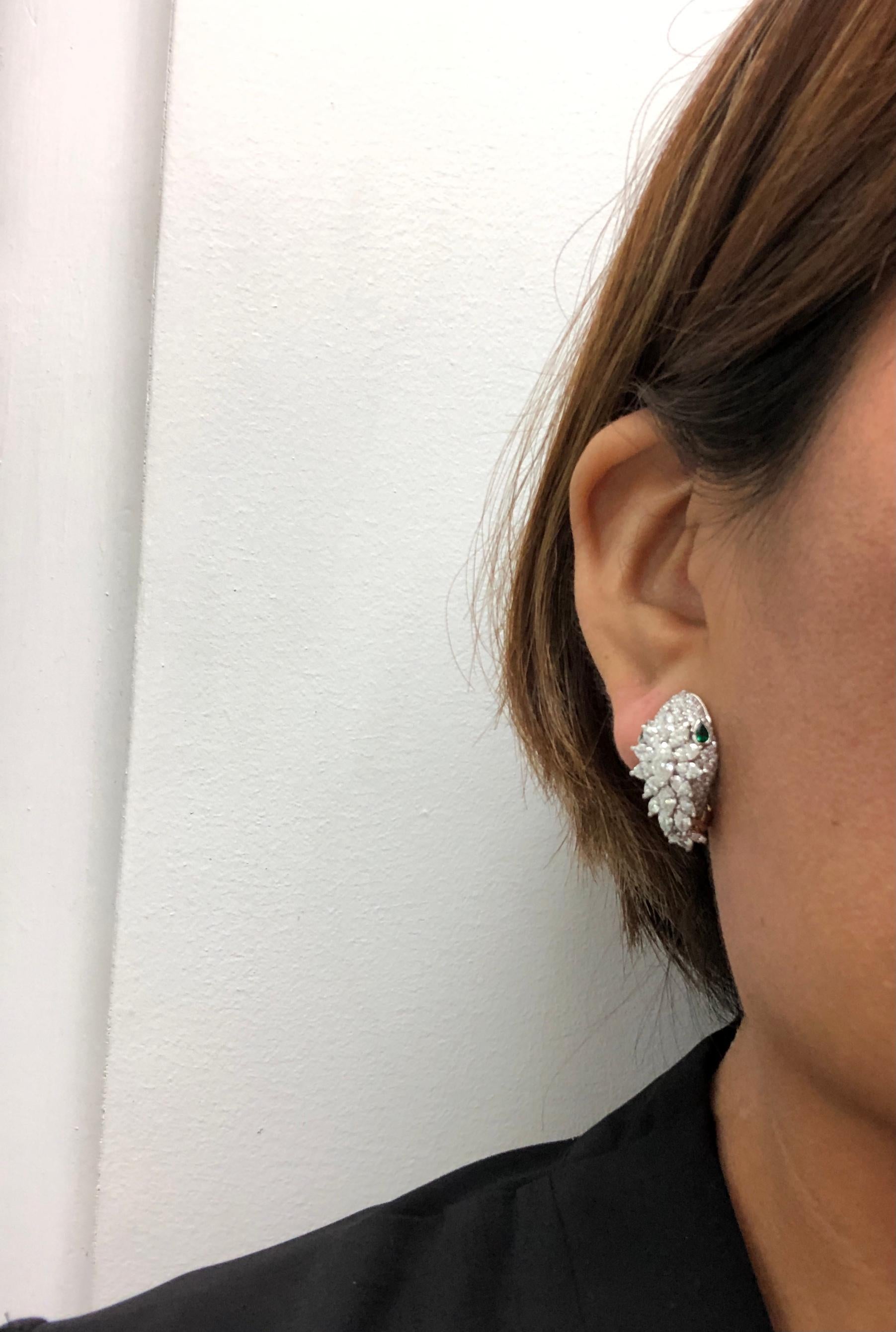 Bvlgari Serpenti Platinum and 18K Yellow Gold Diamond Earrings with Emerald Eyes In Excellent Condition In New York, NY