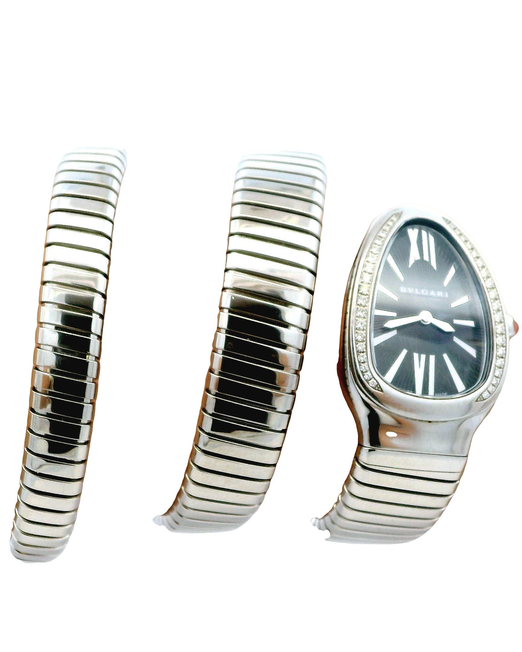 Bvlgari Serpenti SP35S Orologio da donna con bracciale a doppia spirale in Steele In condizioni buone in vendita a Great Neck Plaza, NY