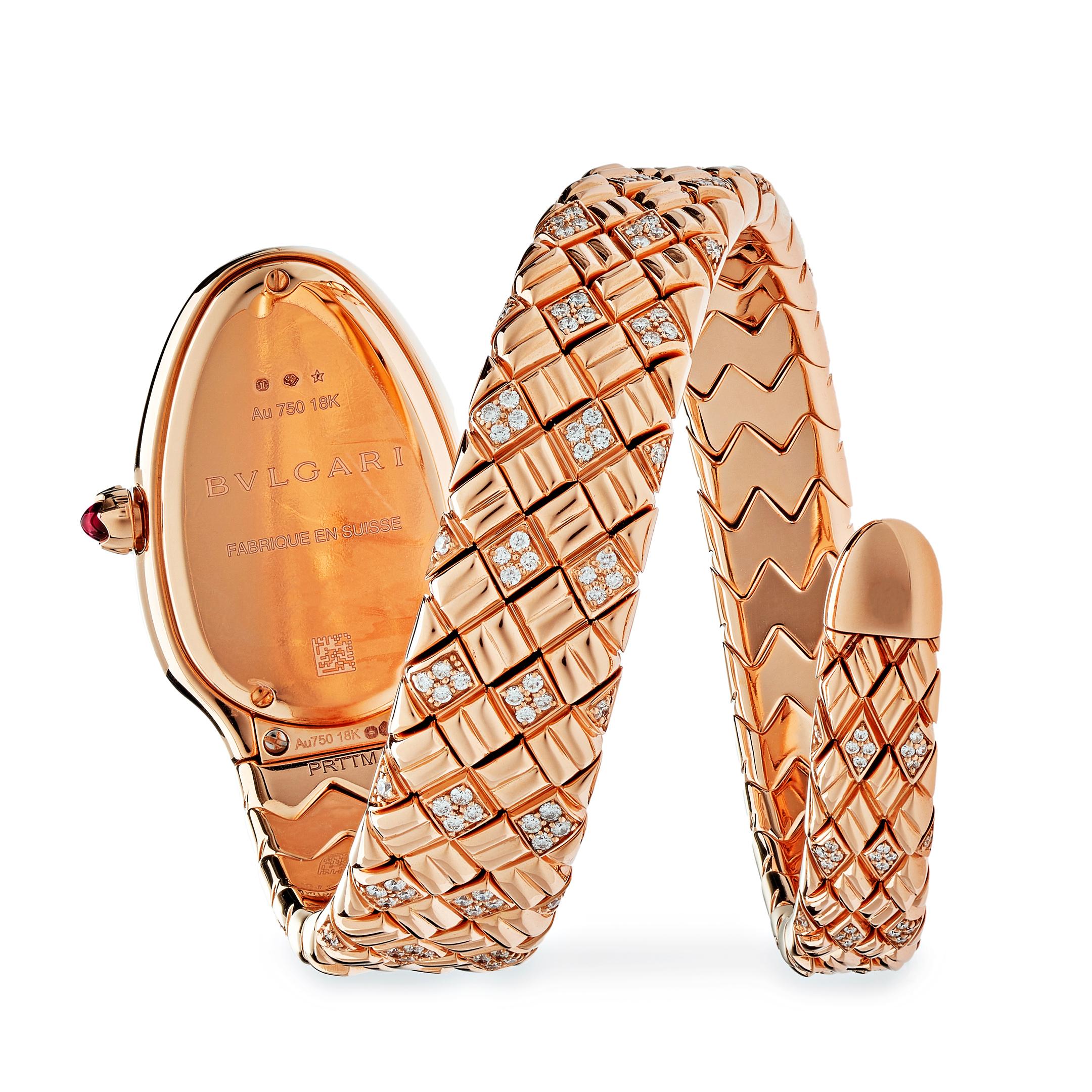 Combining the audacity of Serpenti and the legend of “spiga” (the Italian word for spike), the Serpenti Spiga single-spiral watch in 18 kt rose gold embellished with diamonds joins the modern with the ancient. 
This Serpenti Spiga watch features a