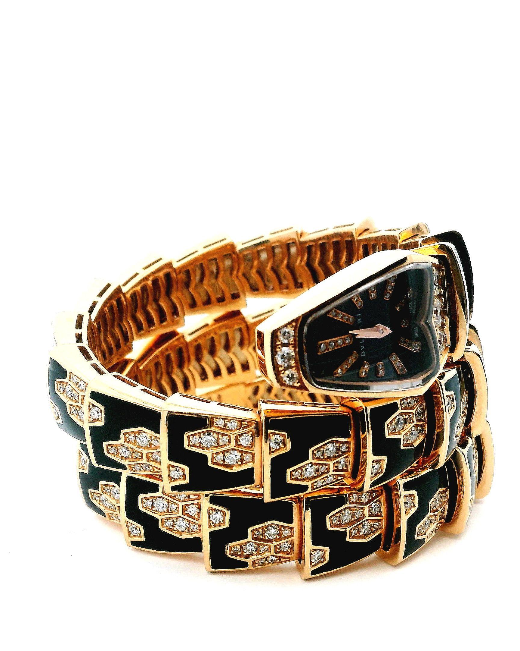 Bvlgari Serpenti SPP26G Bracelet tourbillonnant en or rose sur diamants et onyx en vente 3