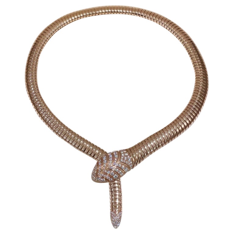 Collana Bvlgari Serpenti Tubogas in oro rosa 18 carati con serpente in pavé di diamanti
