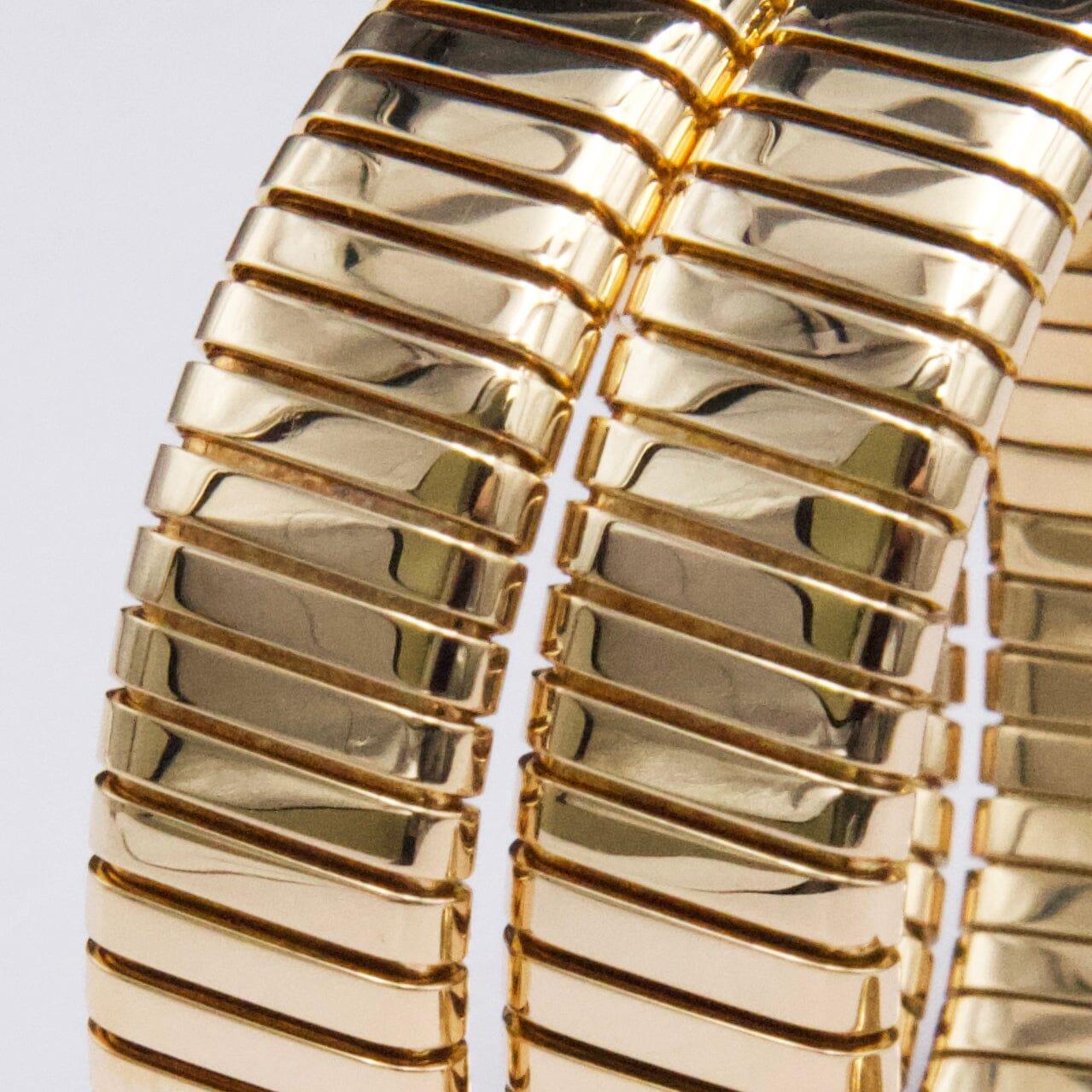 Bvlgari Serpenti Tubogas BB 19 1T Orologio da donna in oro giallo 18K Scatola Documenti in vendita 2