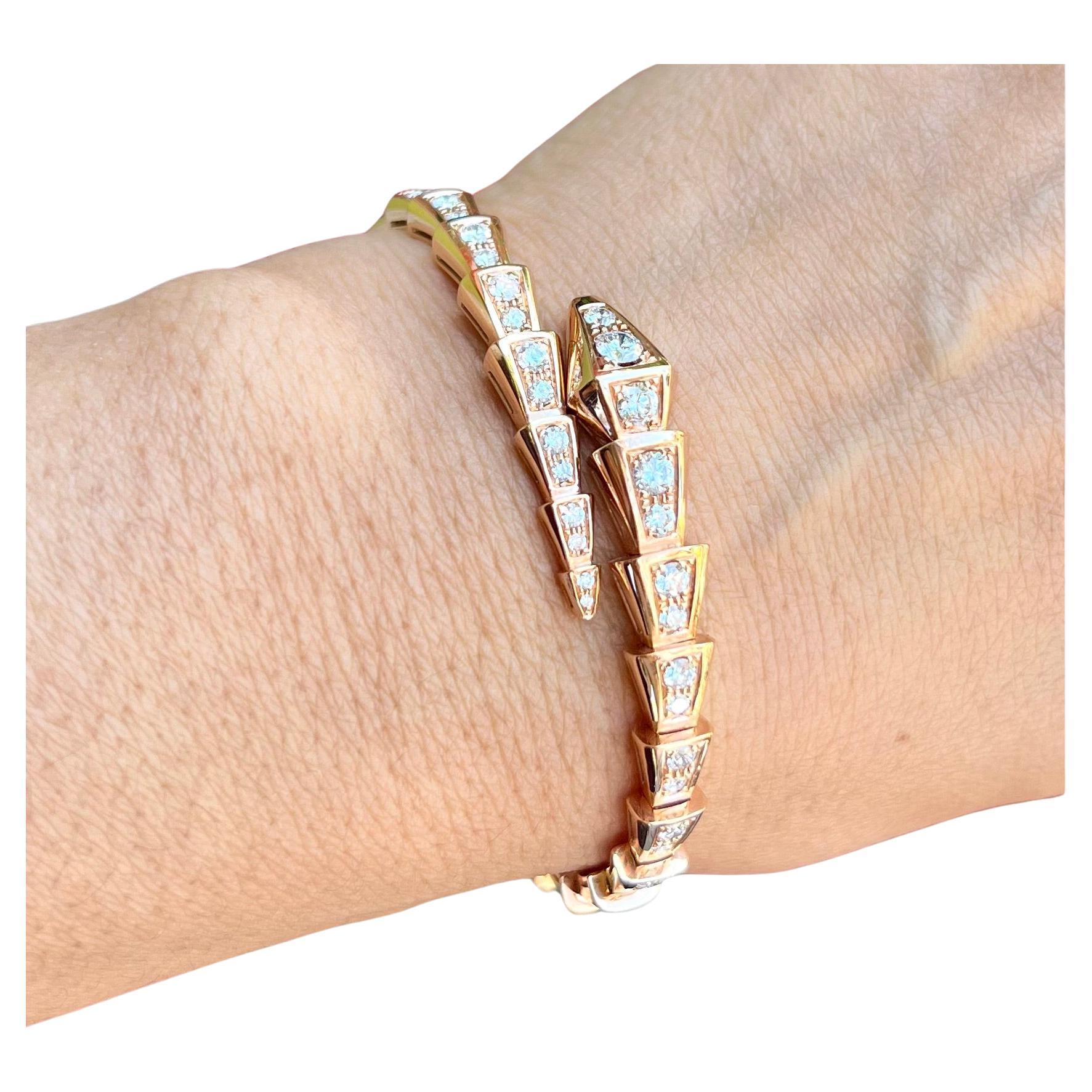 Women's or Men's BVLGARI  Serpenti Viper 18K Rose Gold Pavè Diamond Bracelet Size M Ref: 353793 For Sale
