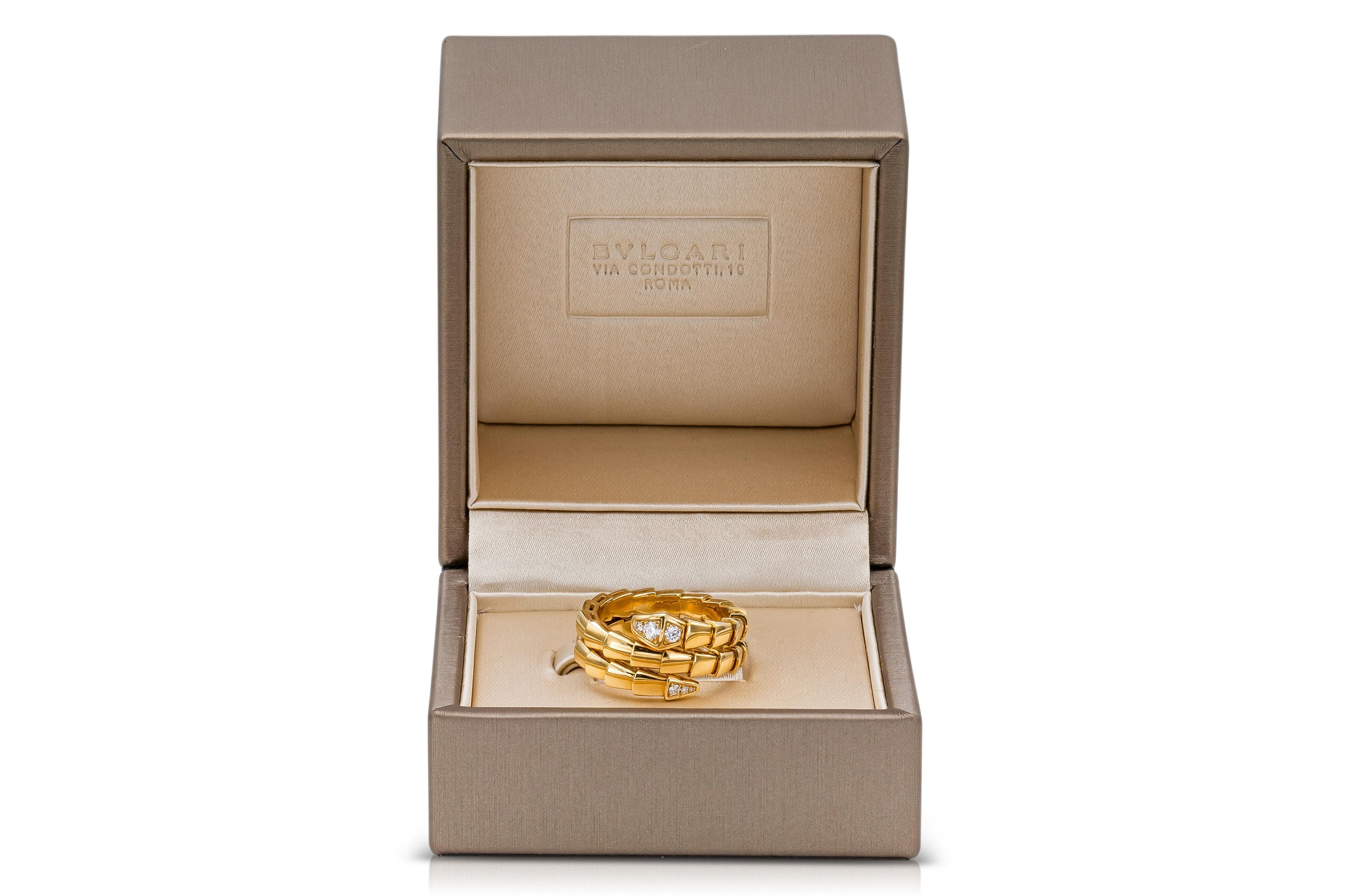 Bvlgari Serpenti Viper 2 Coil Ring with Diamonds In Good Condition For Sale In New York, NY