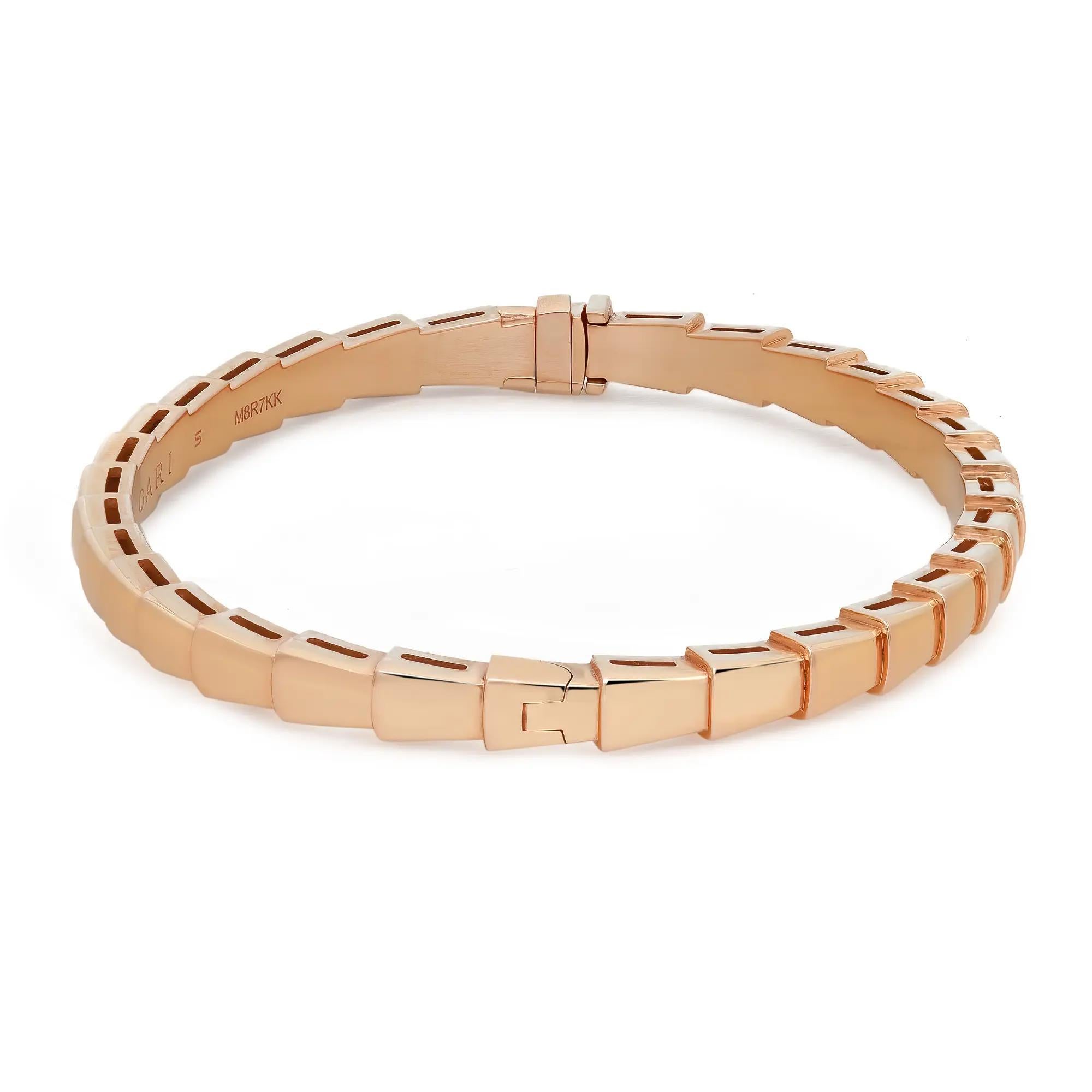 Bvlgari Serpenti Viper bracelet crafted in 18K rose gold. This beautiful jewelry piece coils around the wrist and stands out thanks to the precious beauty of the scales and the distinctive sinuosity of the snake. Secured with box closure. Super