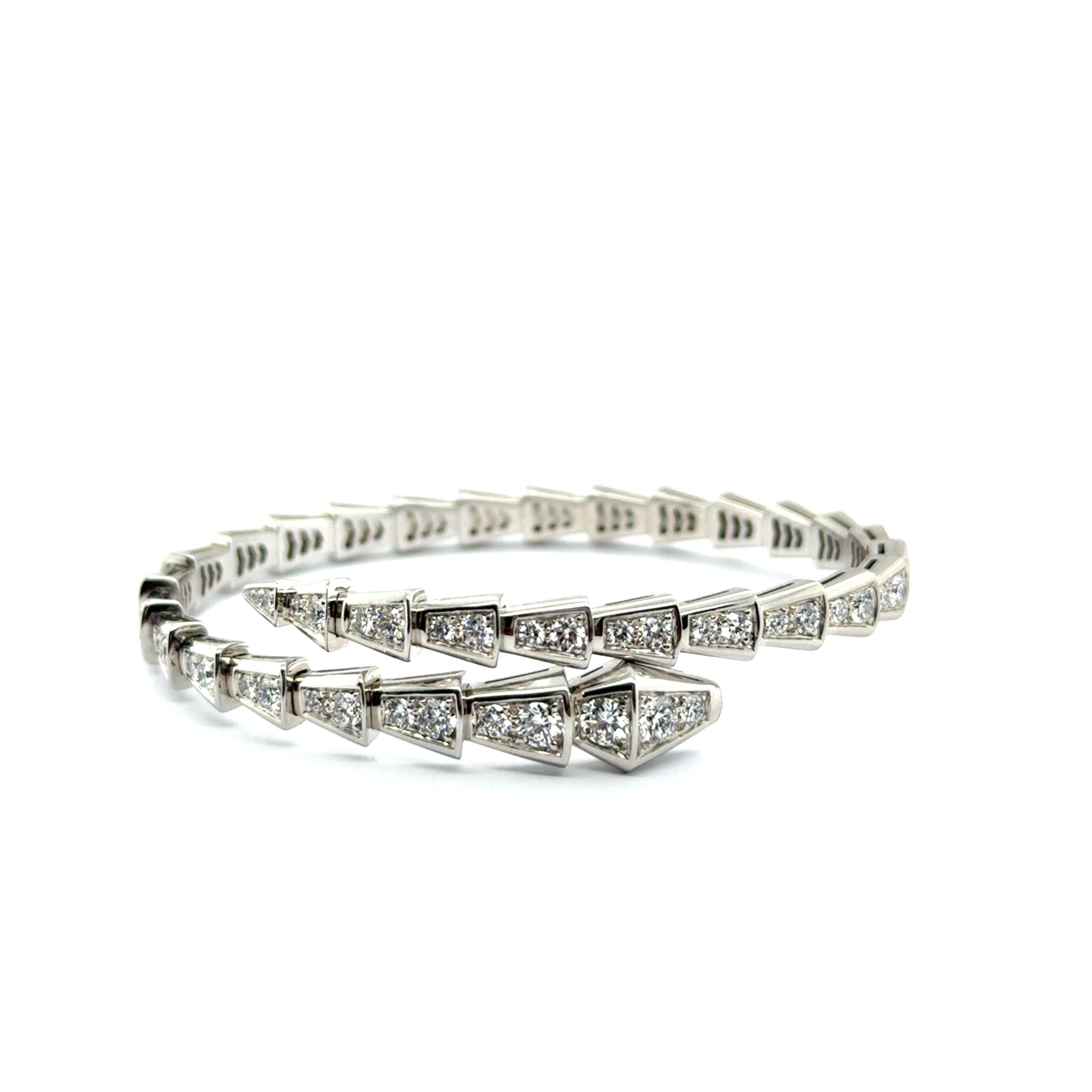 The Bvlgari Serpenti Viper bracelet in 18 karat white gold, featuring 3.04 carats of brilliant-cut diamonds, is a stunning fusion of elegance, power, and timeless beauty. 

The bracelet draws inspiration from the Bvlgari Serpenti collection, which