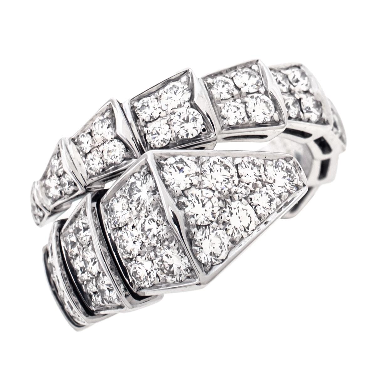 Bvlgari Serpenti Viper Diamond 18K White Gold Ring M In Good Condition In Dubai, Al Qouz 2
