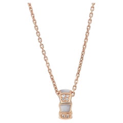 Bvlgari Serpenti Viper Collier pendentif en or rose 18 carats, diamants et nacre