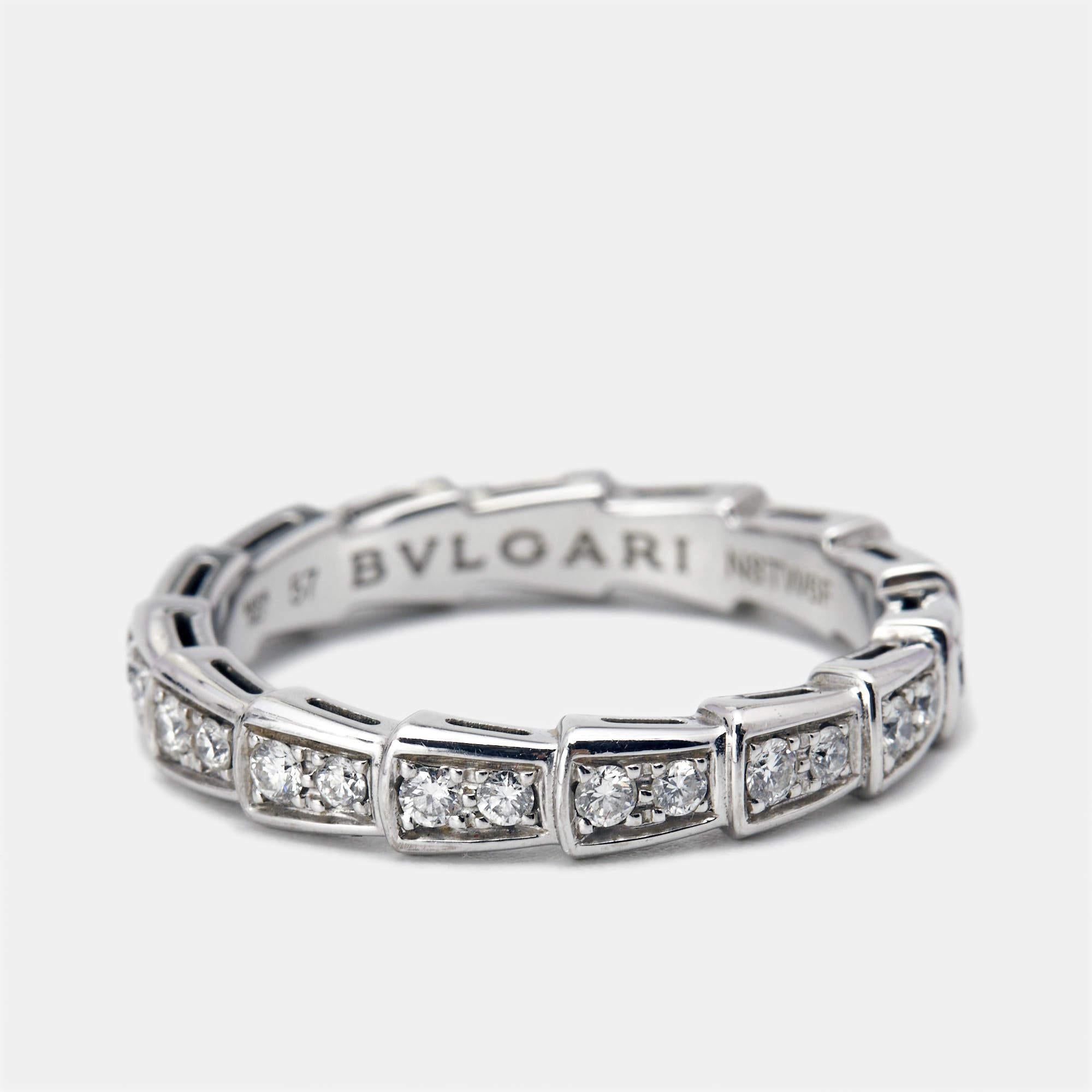Bvlgari Serpenti Viper Diamonds 18k White Gold Ring Size 57 In Excellent Condition In Dubai, Al Qouz 2
