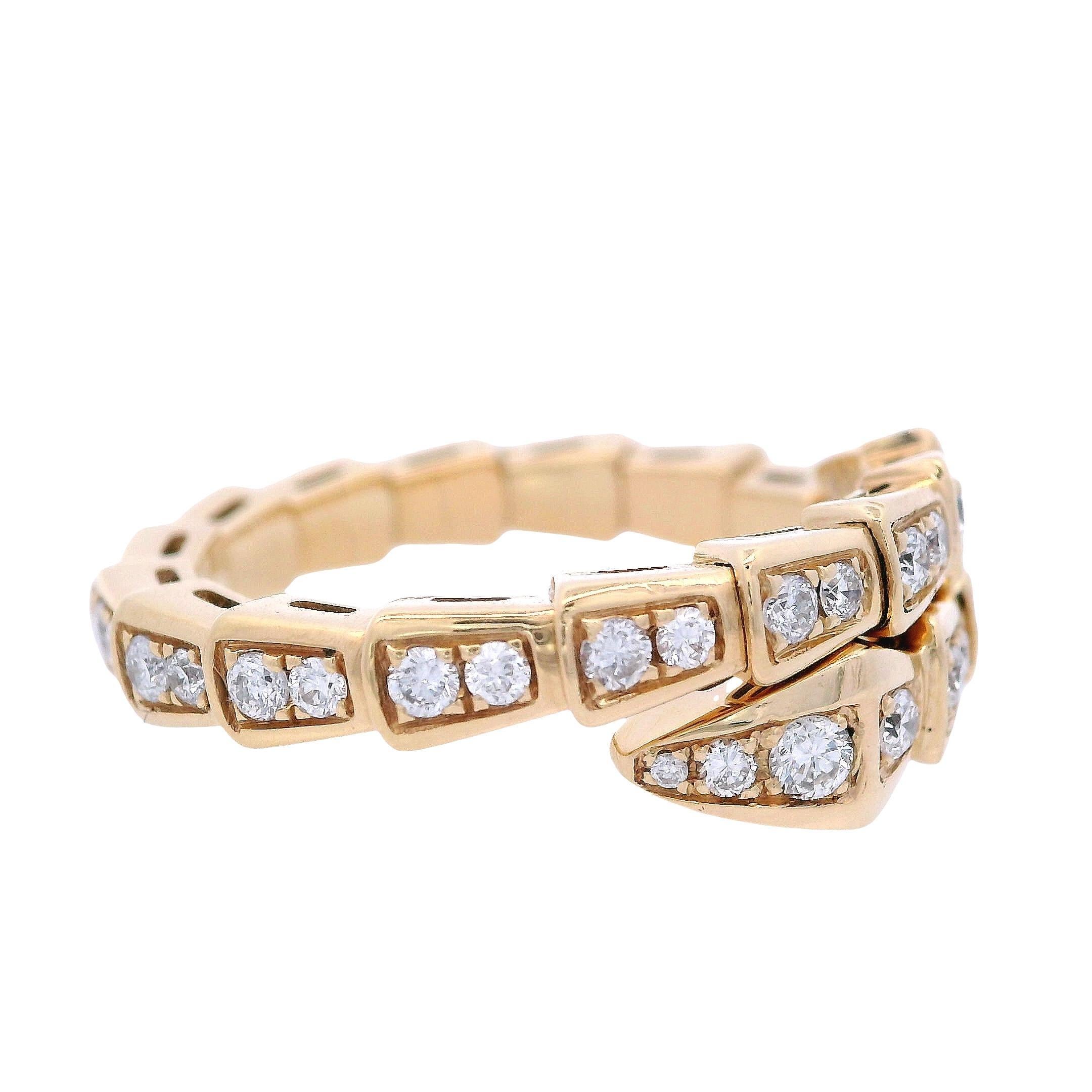 BVLGARI Serpenti Viper L Bague en or jaune 18kt avec diamants en vente 4