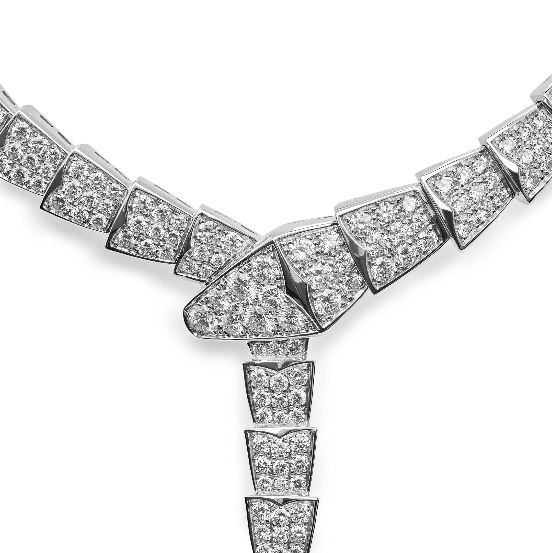 bvlgari womens serpenti viper 18k white gold & pavè diamond necklace