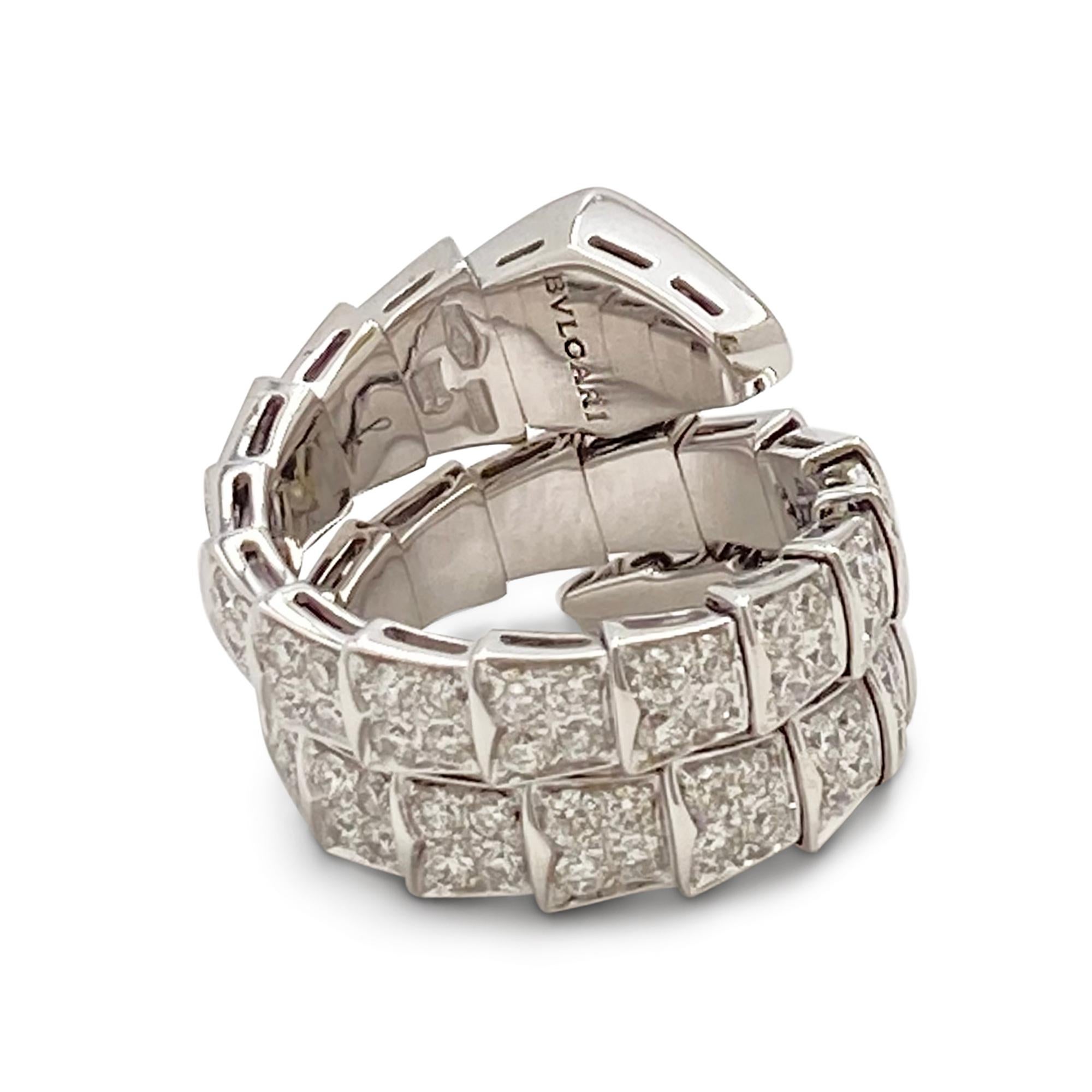 Bvlgari 'Serpenti Viper' White Gold Diamond Ring In Excellent Condition In New York, NY