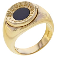 Bvlgari Signet 18 Karat Yellow Gold Black Onyx Ring 17.6 g