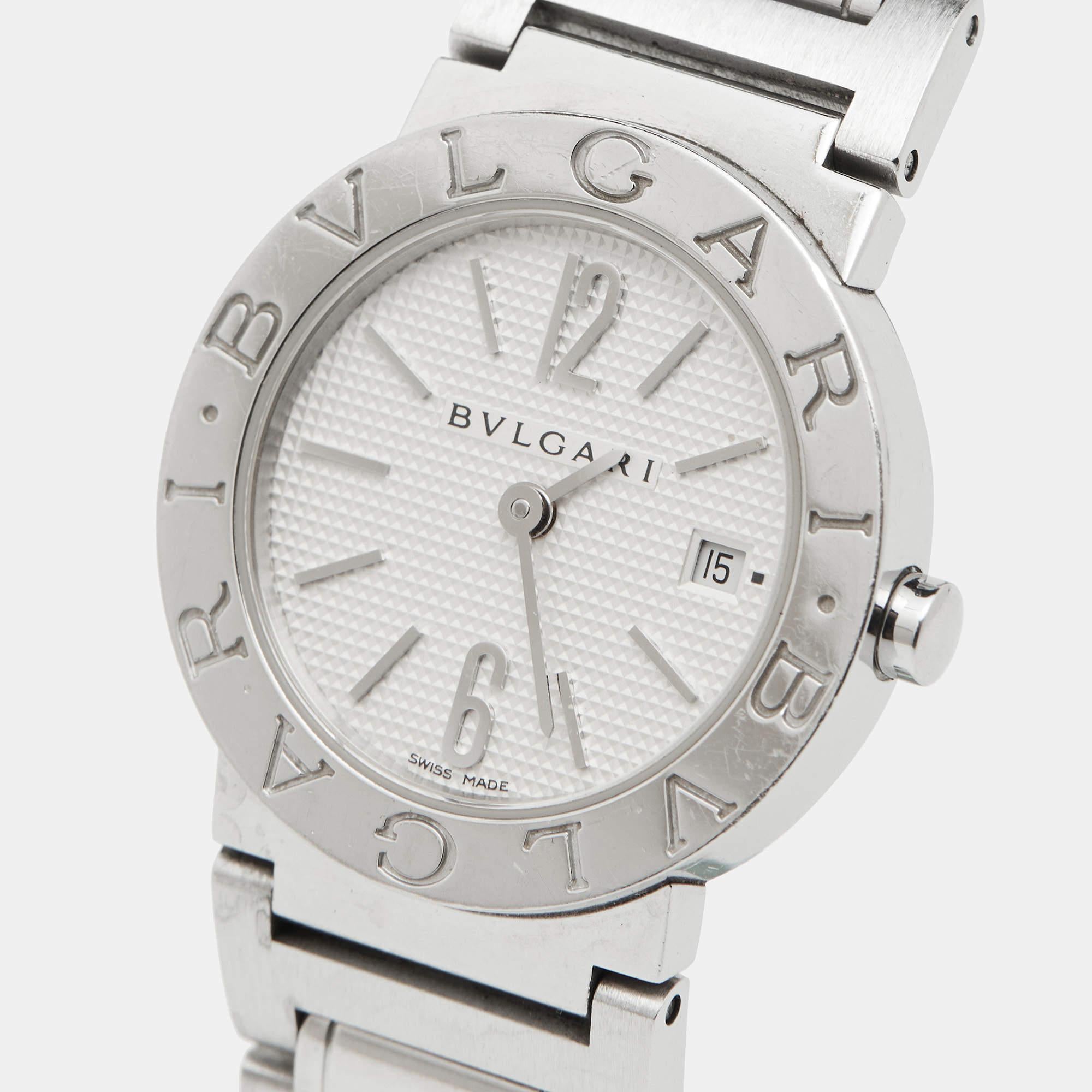 A timeless silhouette made of high-quality materials and packed with precision and luxury makes this Bvlgari women's wristwatch the perfect choice for a sophisticated finish to any look. It is a grand creation to elevate the everyday experience.


