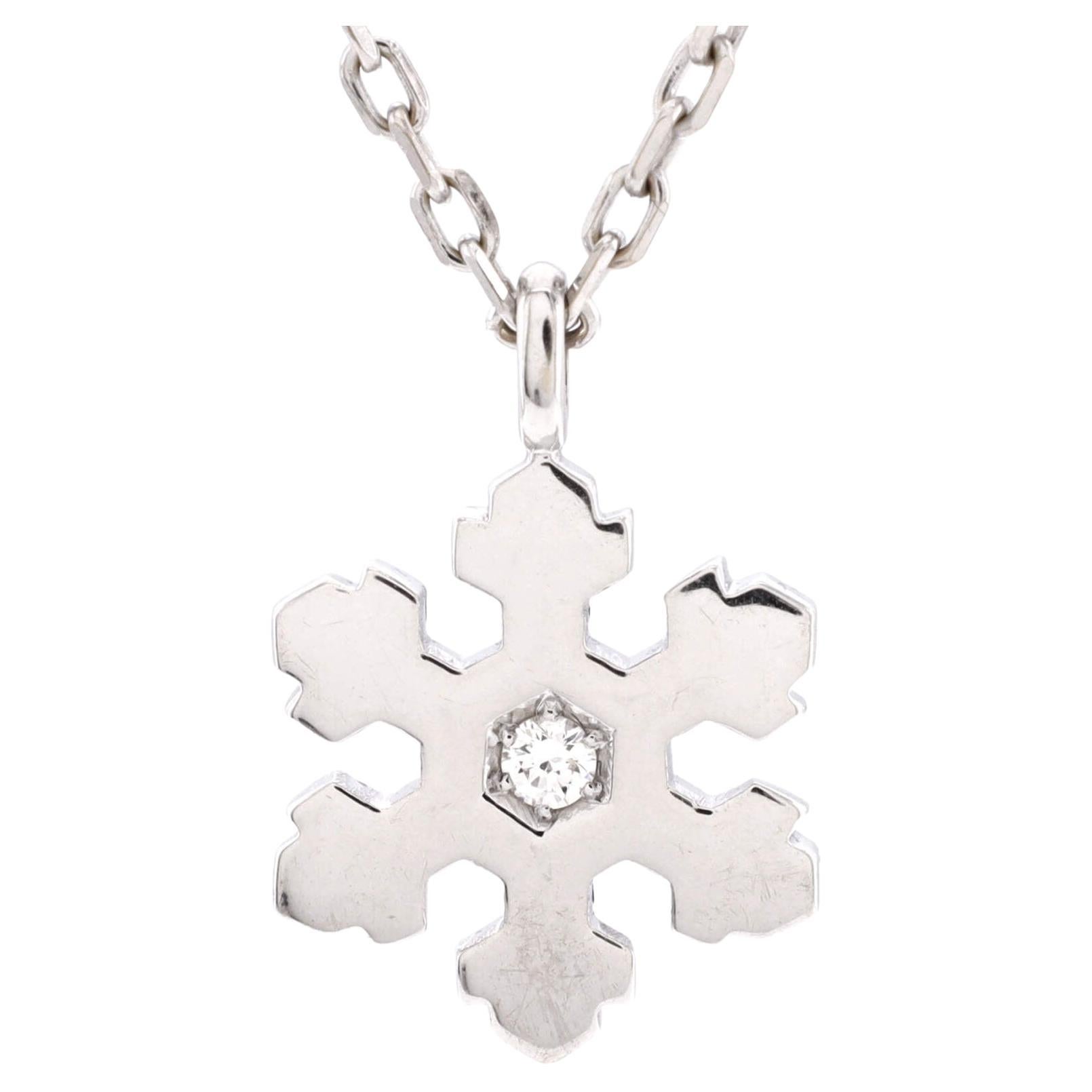 Bvlgari Collar Colgante Copo de Nieve Oro Blanco 18K y Diamantes