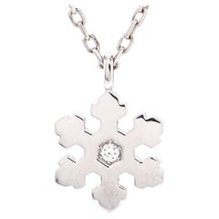 Bvlgari Snowflake Pendant Necklace 18k White Gold and Diamond